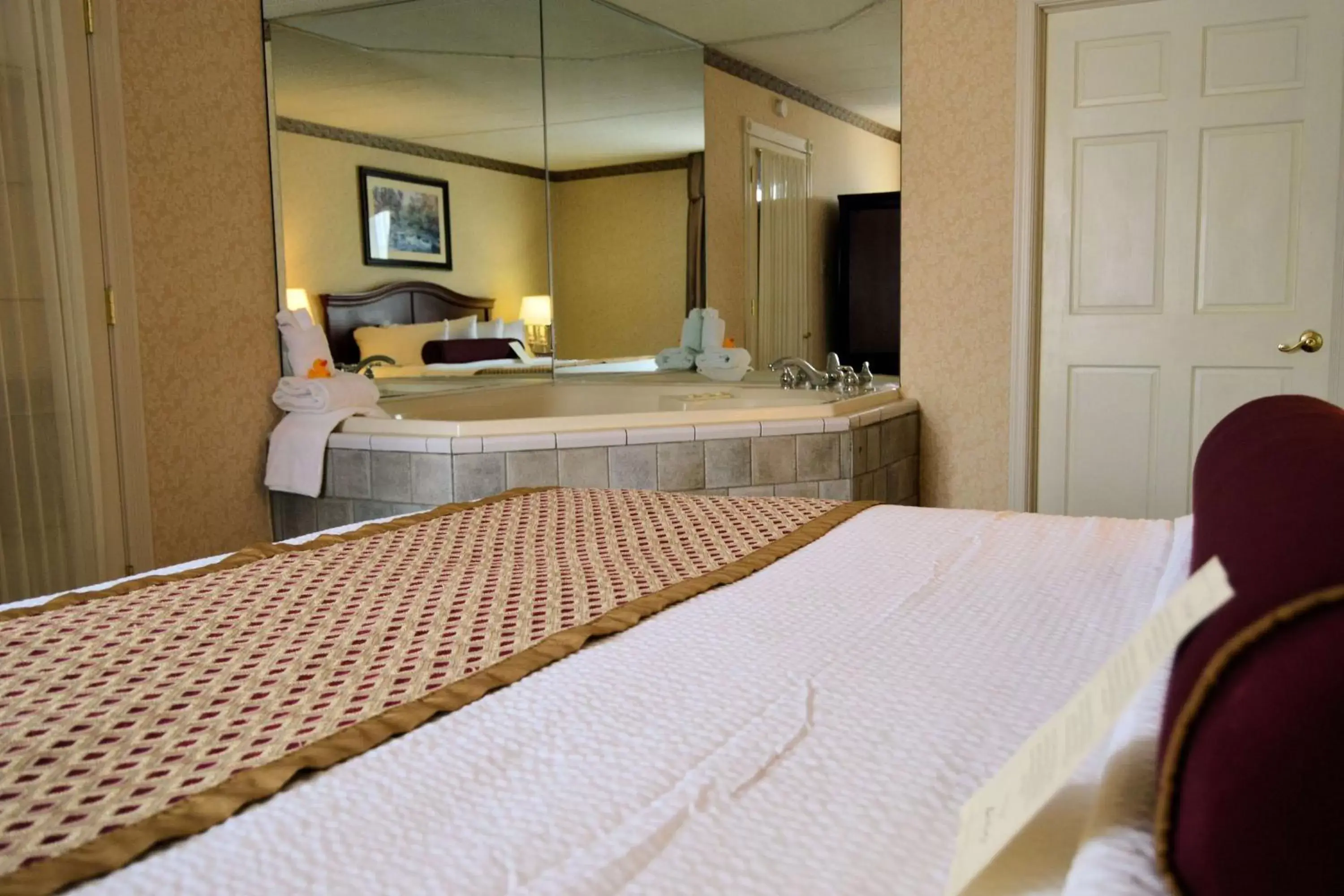 Bedroom, Bed in Best Western Plus Wilkes Barre Center City