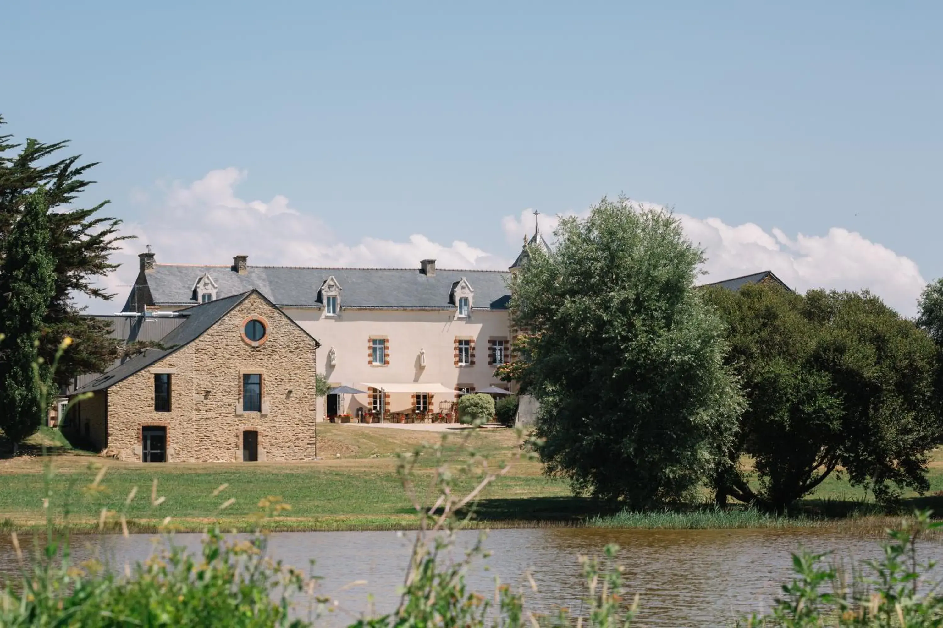 Property Building in Le Manoir de Kerbot