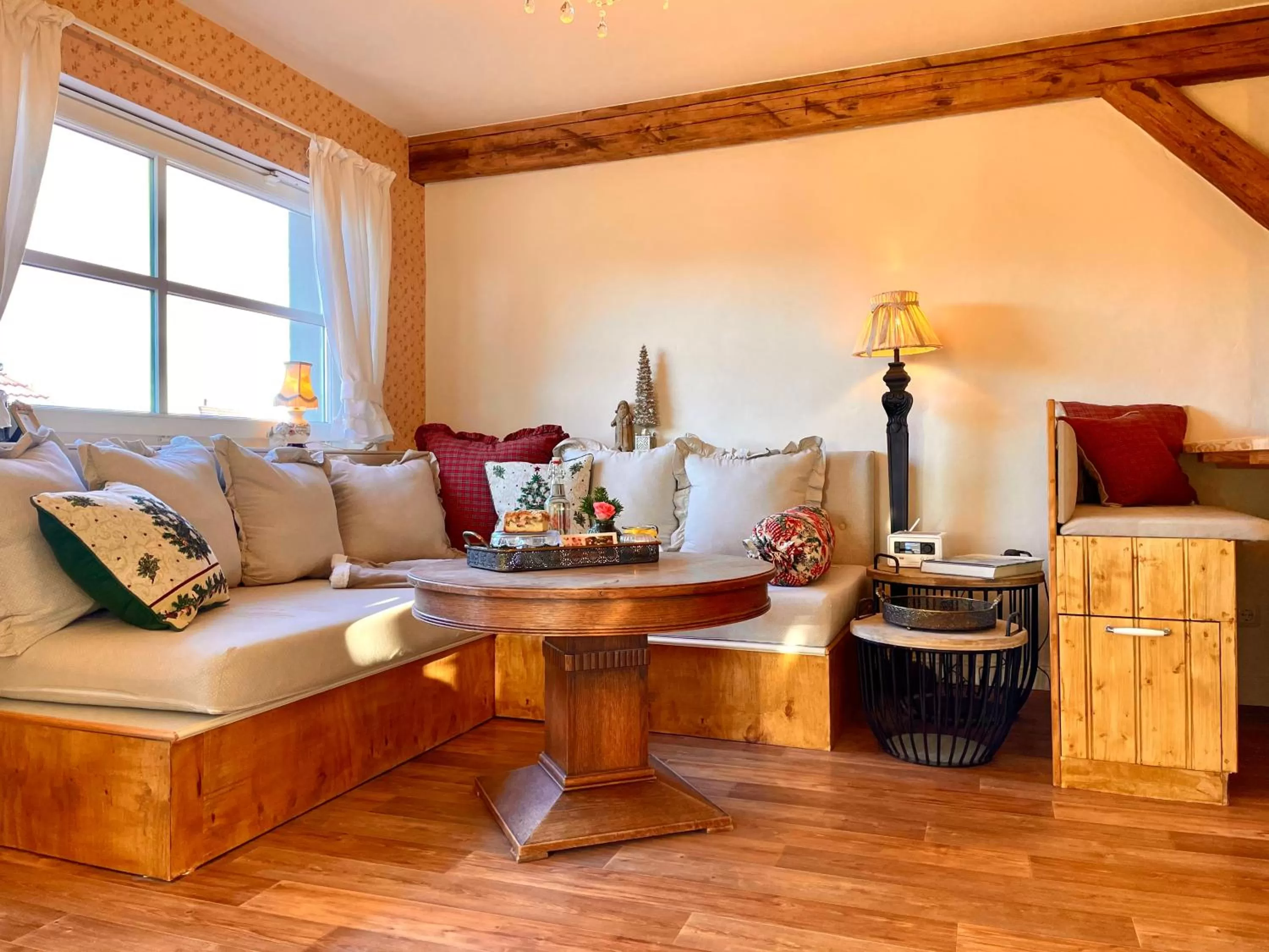 Living room, Seating Area in Weißt Du noch - Gästehäuser & Suiten