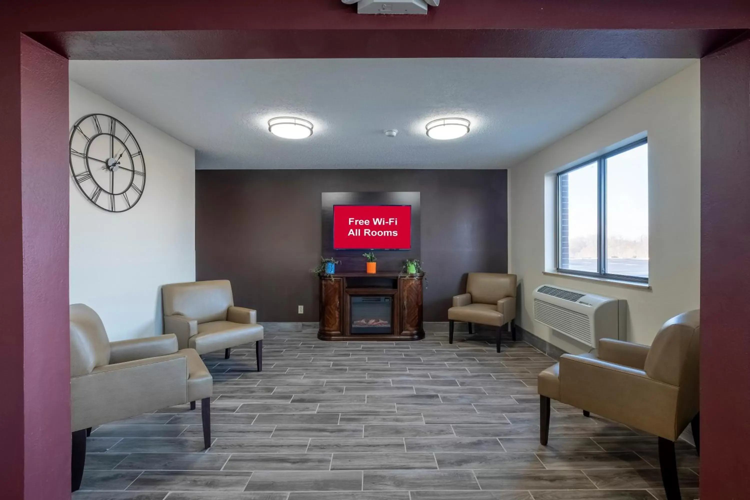 Lobby or reception, Seating Area in Red Roof Inn Greensburg