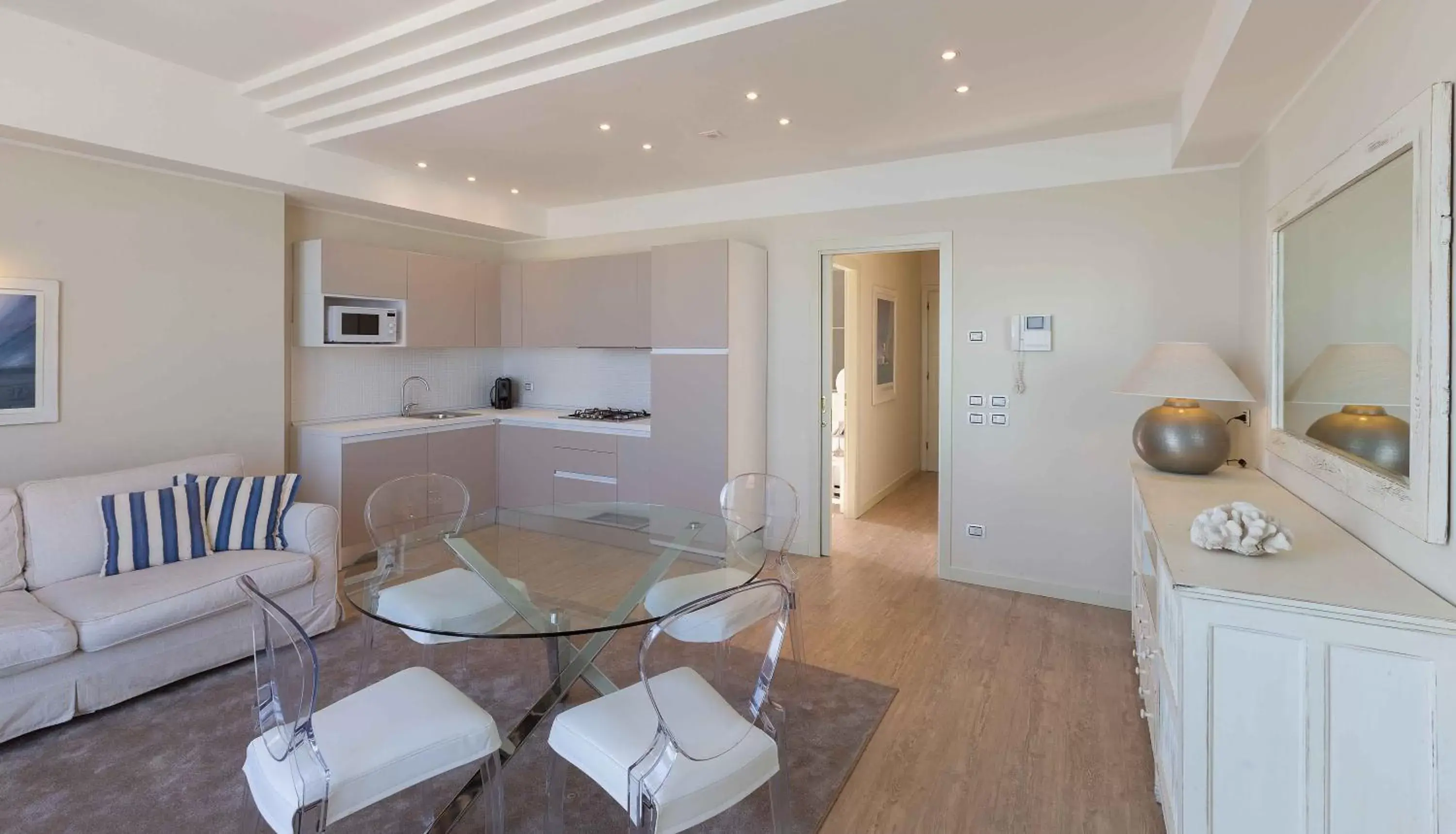 Decorative detail, Dining Area in Residence Lungomare