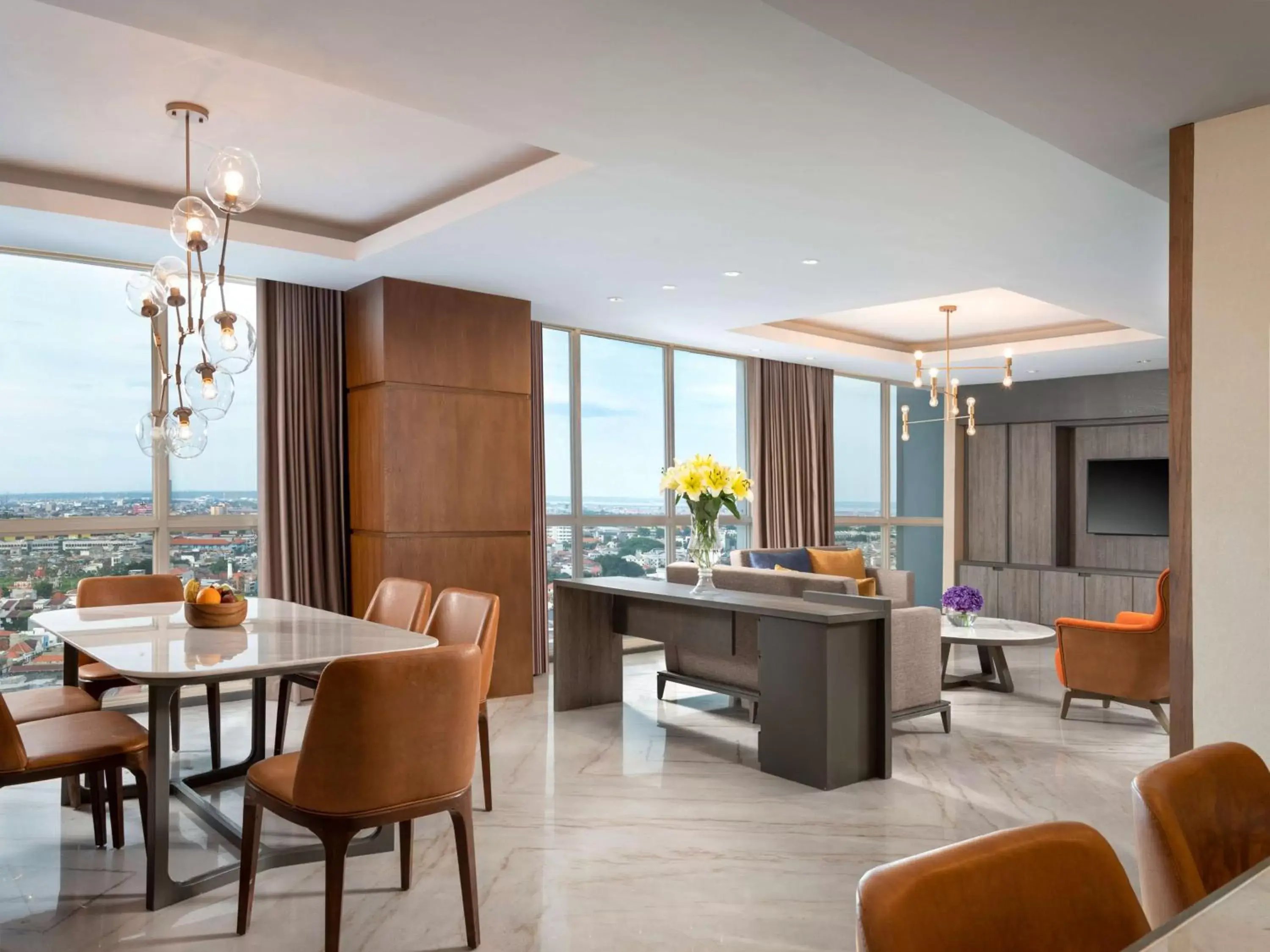 Living room in DoubleTree by Hilton Surabaya Living room in DoubleTree by Hilton Surabaya