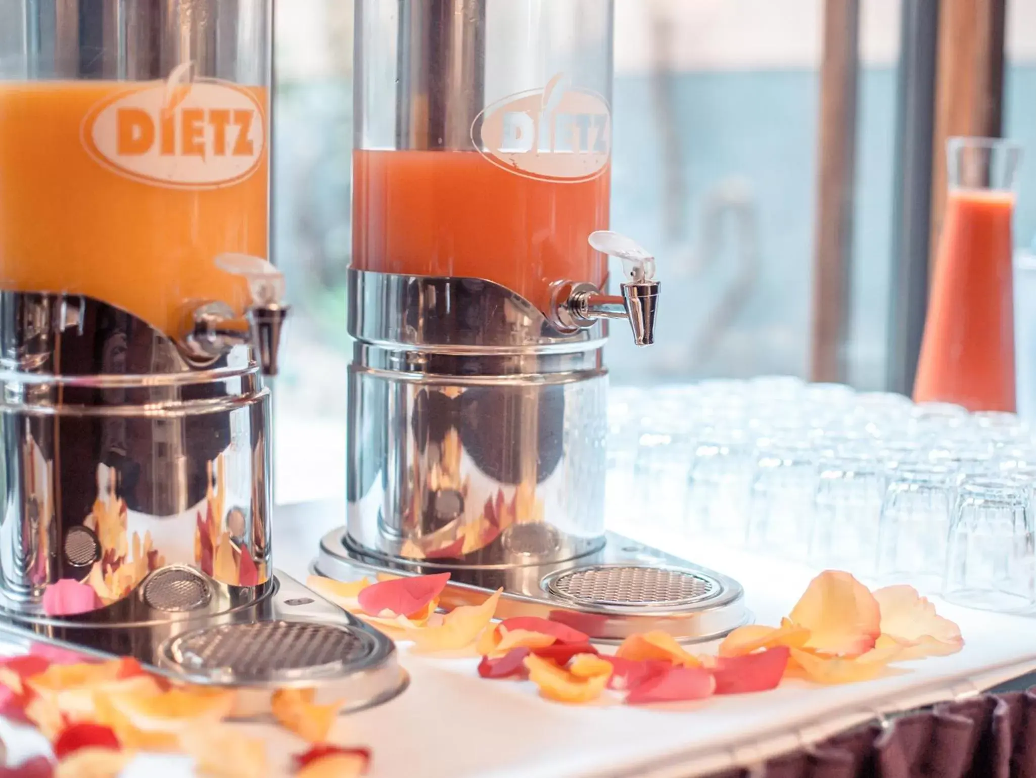 Breakfast in Hotel Bleibtreu Berlin by Golden Tulip Breakfast in Hotel Bleibtreu Berlin by Golden Tulip