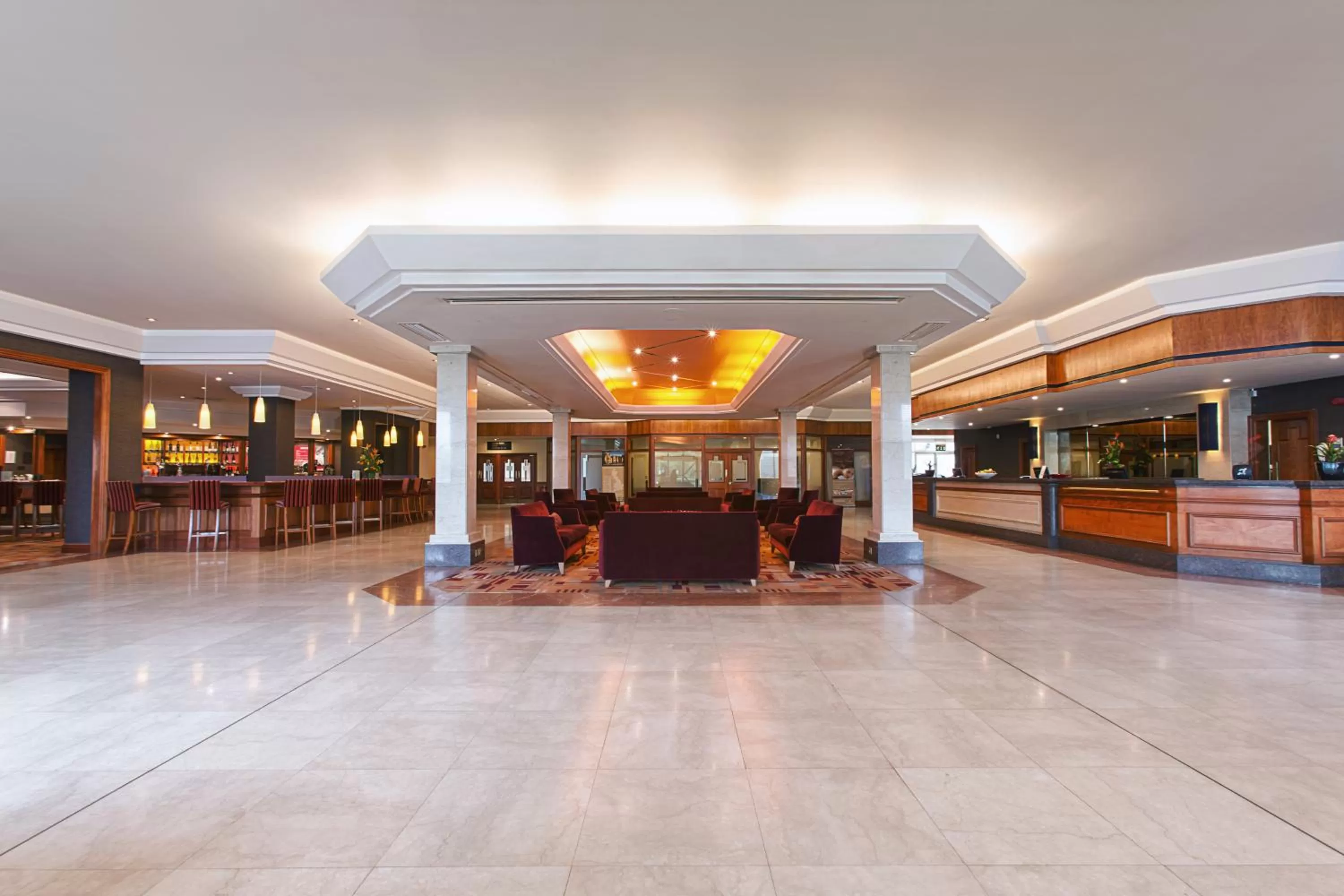 Lobby or reception in Mercure Daventry Court Hotel