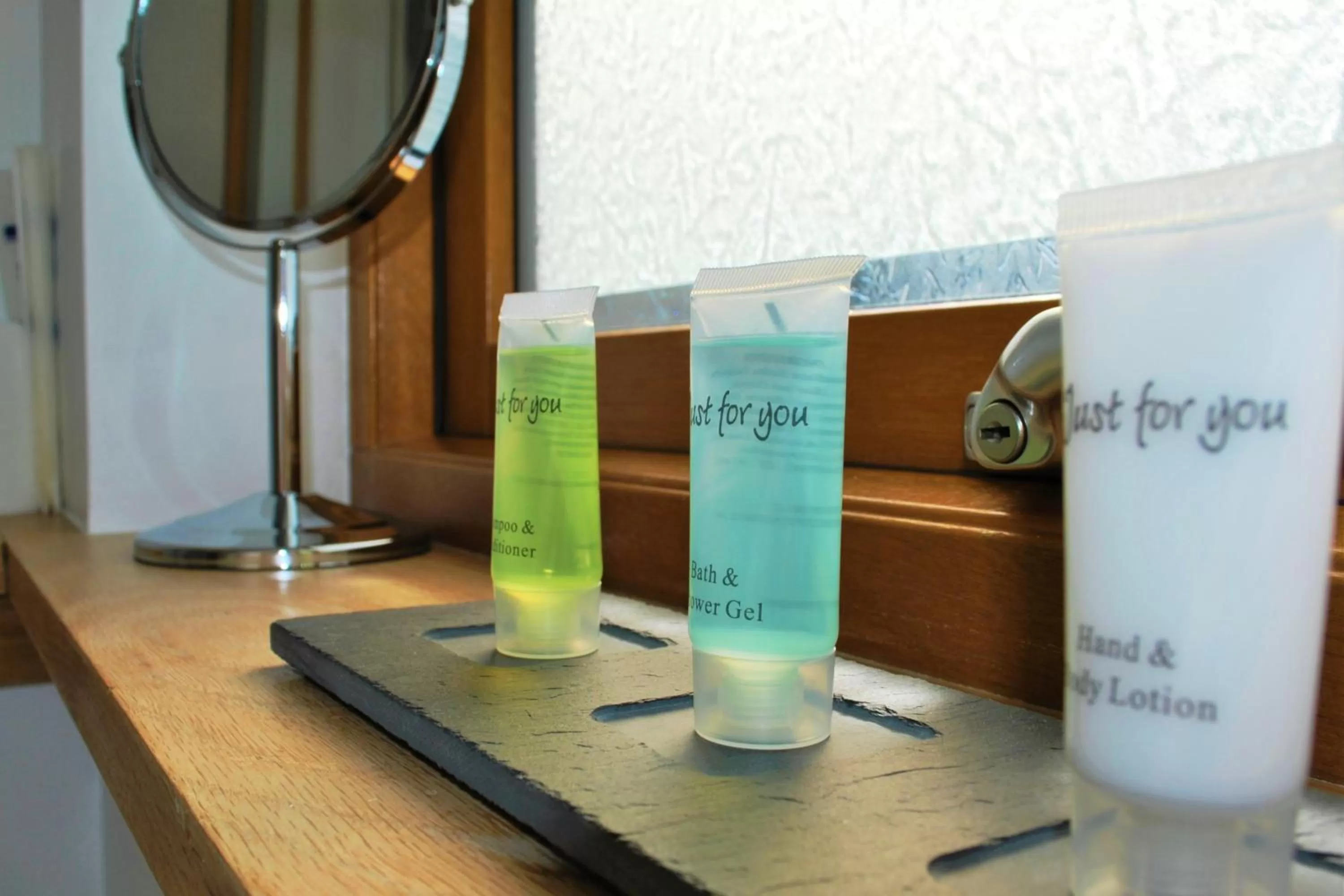 Bathroom in Orchard House Bed and Breakfast