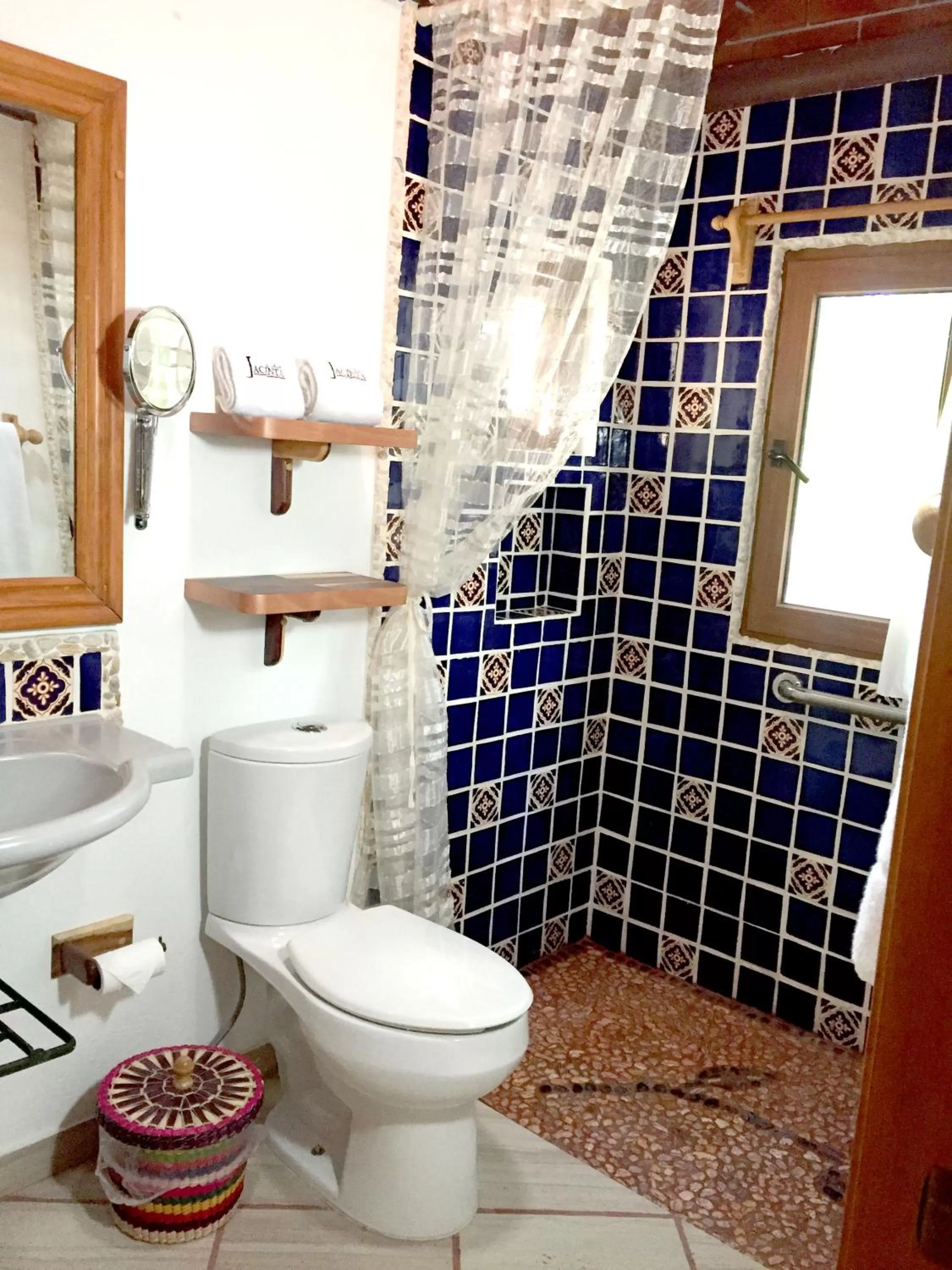 Bathroom in Casa Jacinta Guest House