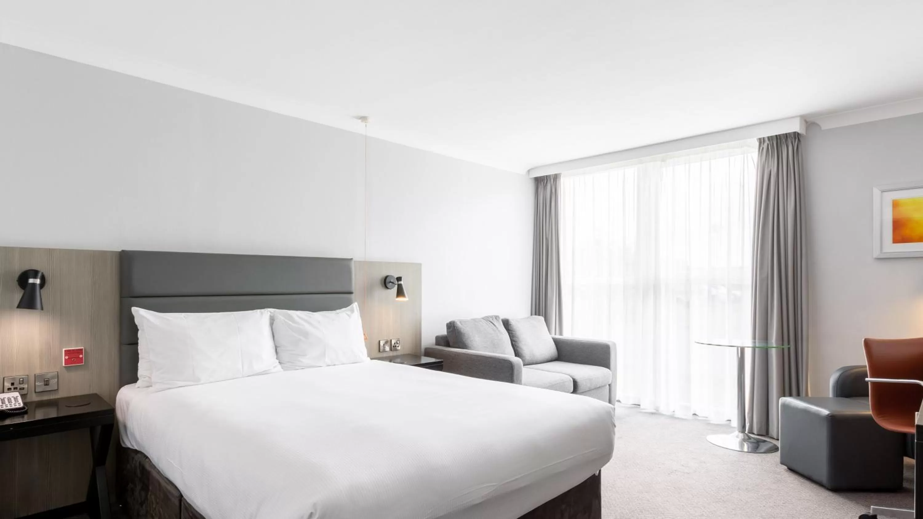 Photo of the whole room, Bed in Holiday Inn Newcastle Gosforth Park by IHG