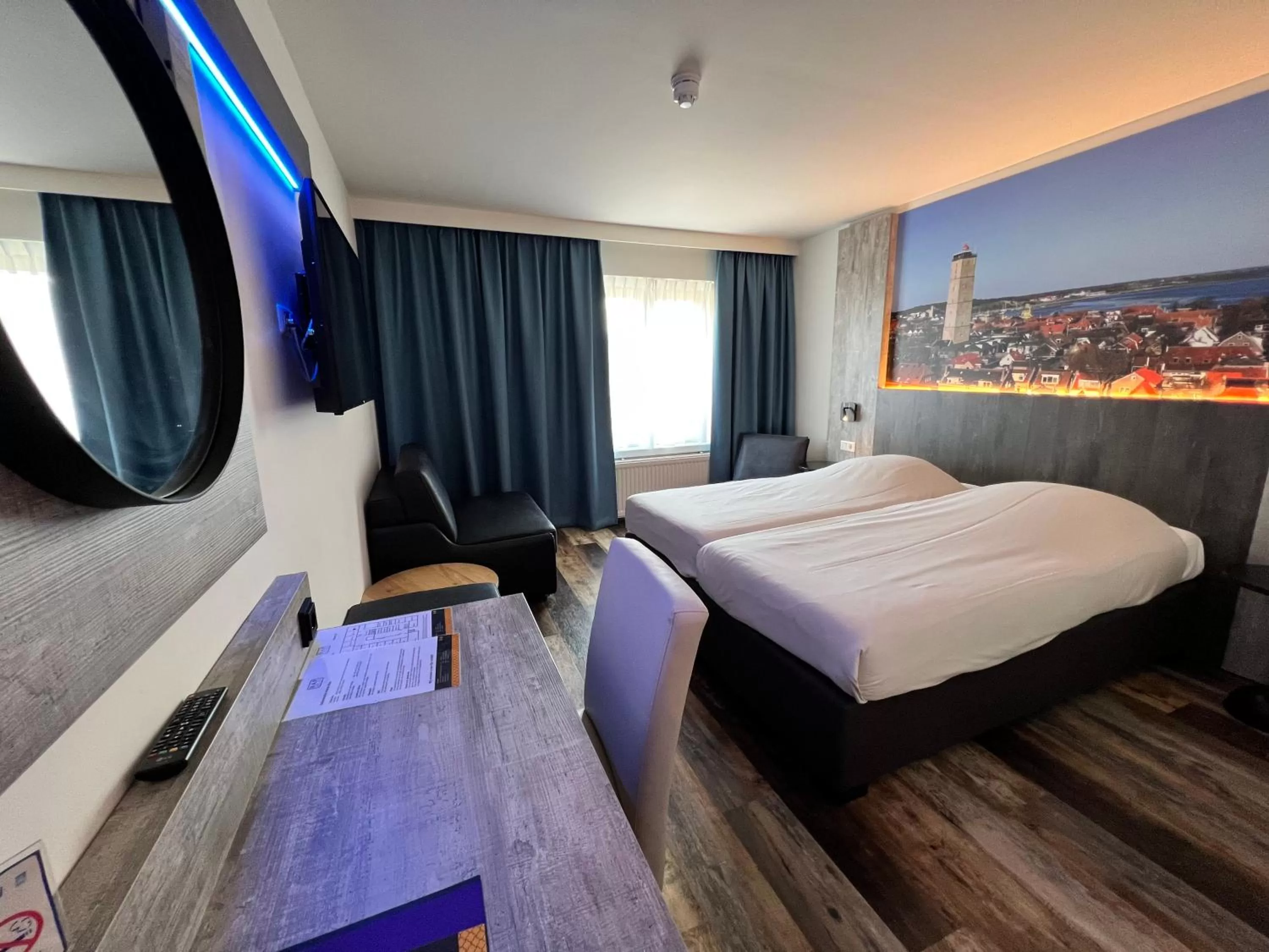 Photo of the whole room, Bed in Hotel Nap