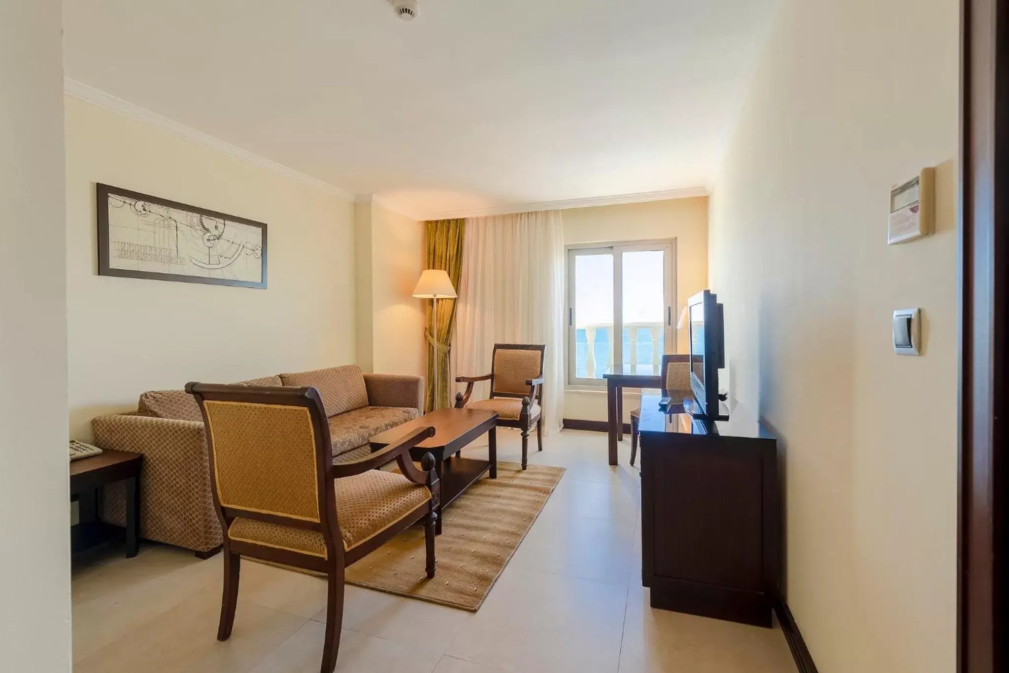 Bedroom, Seating Area in Crowne Plaza Antalya, an IHG Hotel