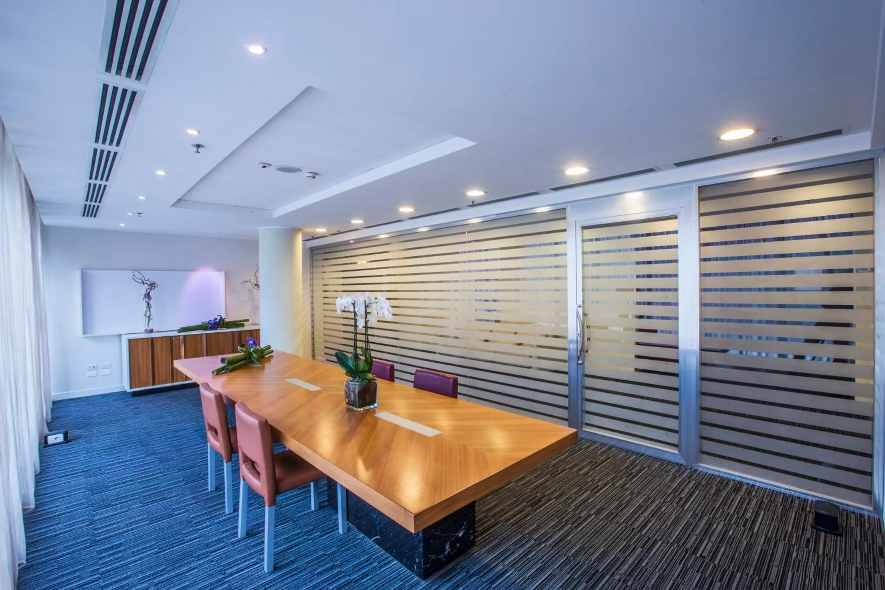 Meeting/conference room in Novotel Roma Eur