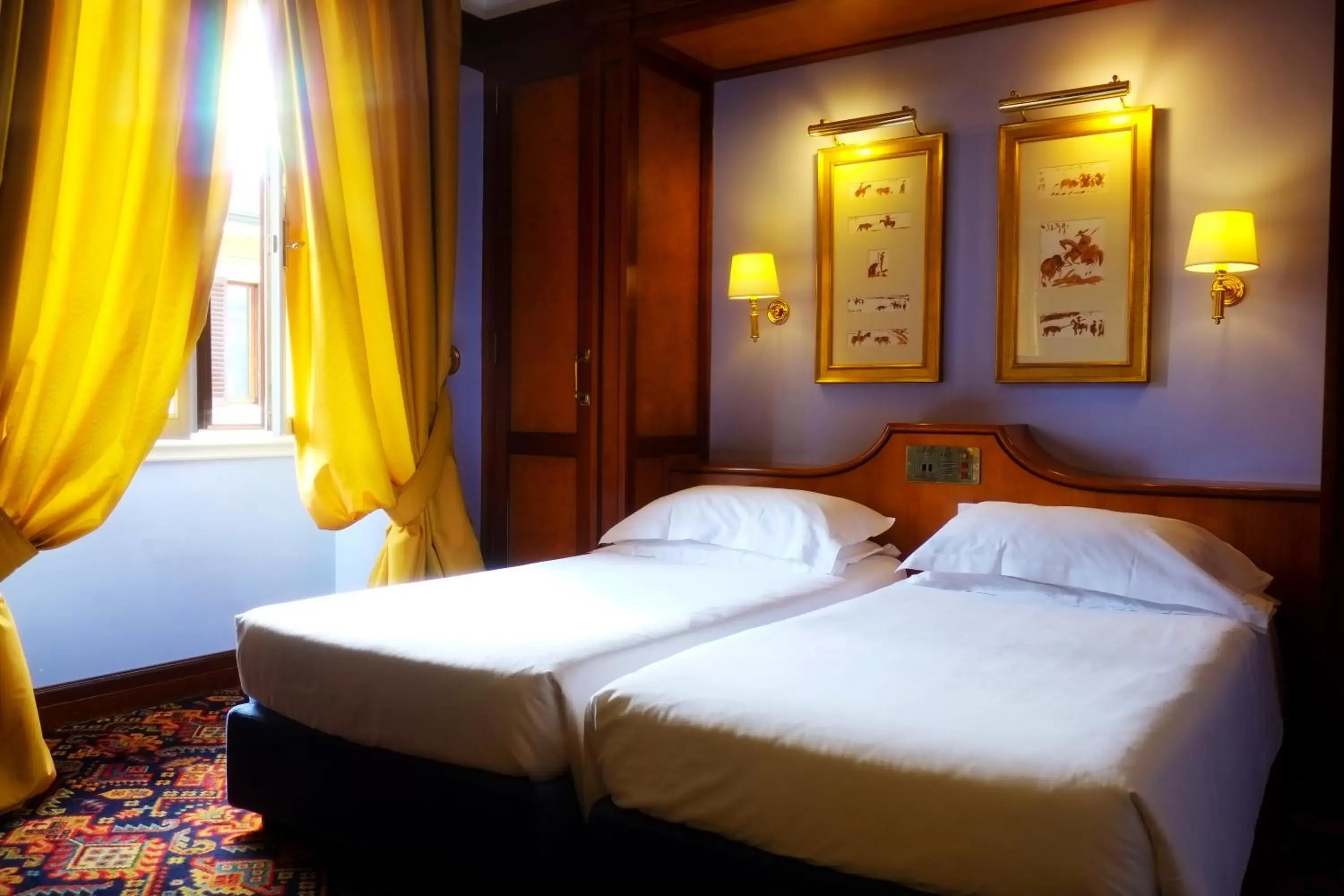Bedroom, Bed in Hotel Albani Firenze