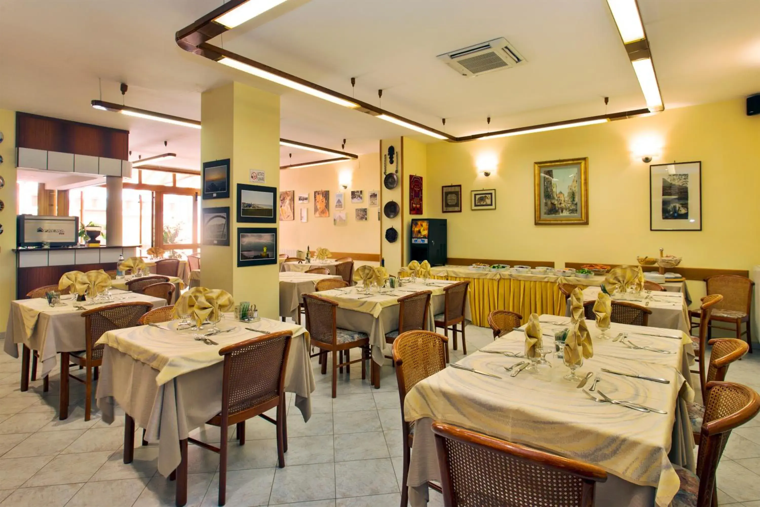 Restaurant/Places to Eat in Hotel Pardini