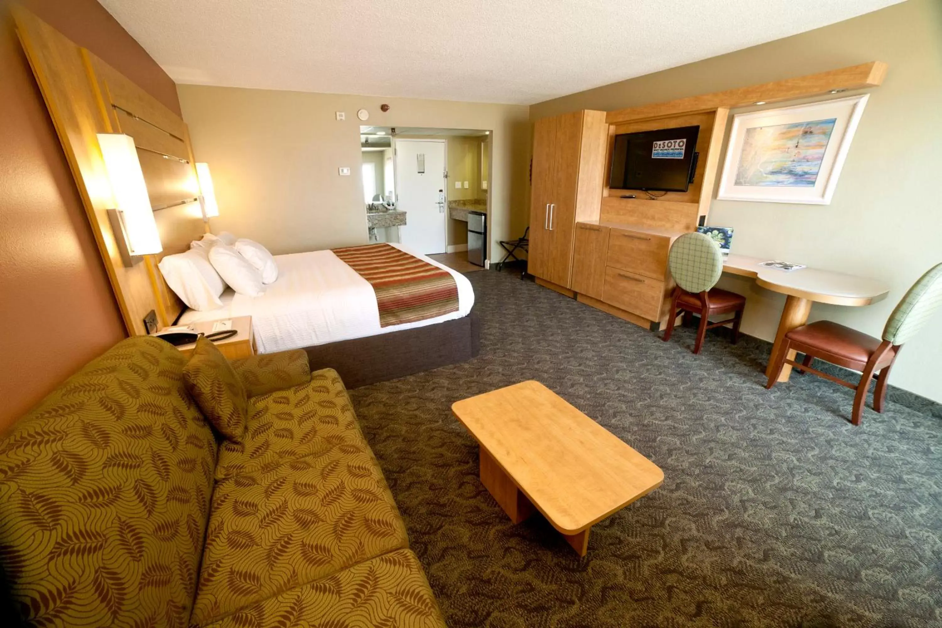 Photo of the whole room, Bed in DeSoto Beach Hotel