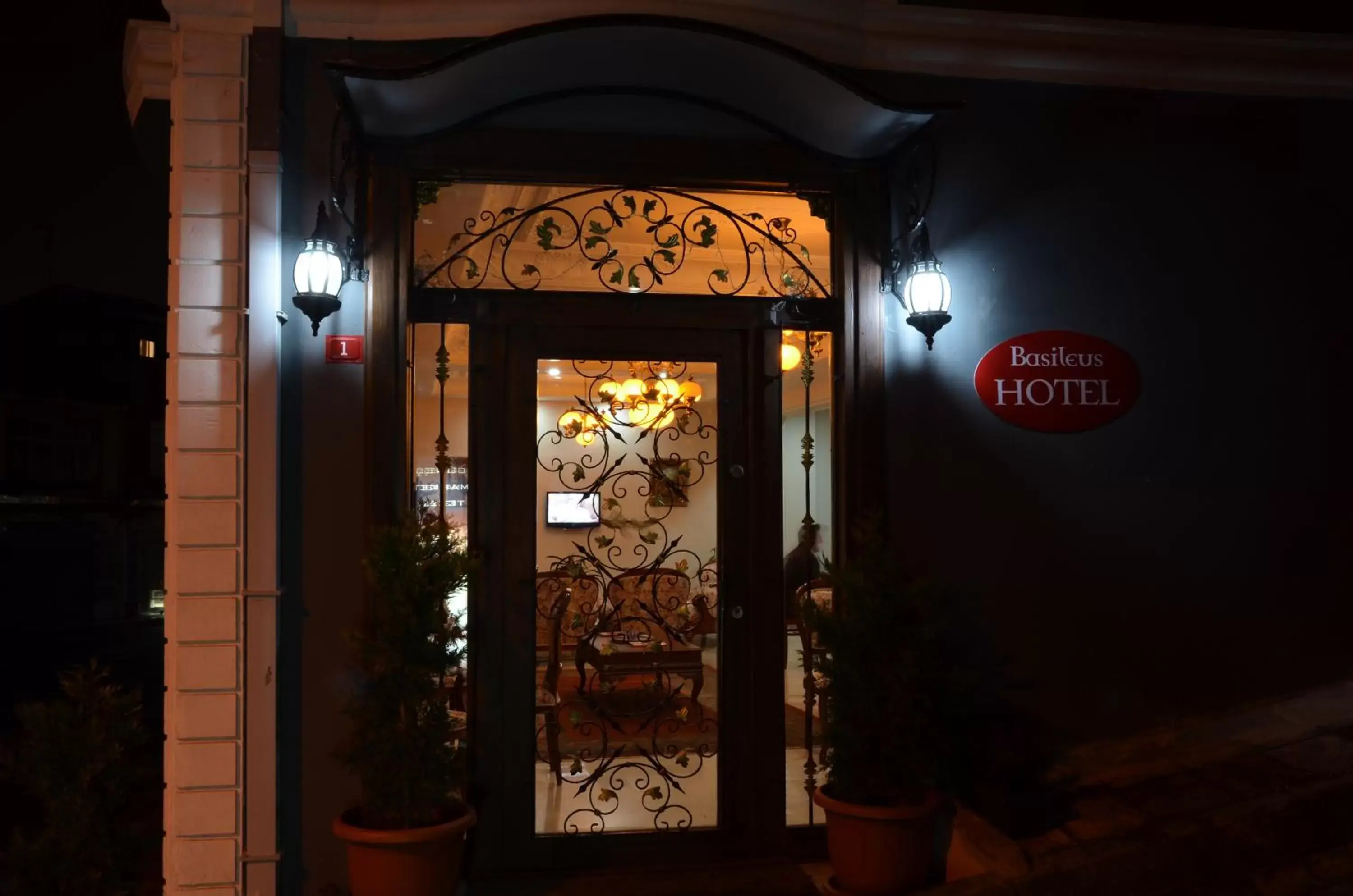 Facade/entrance in Basileus Hotel