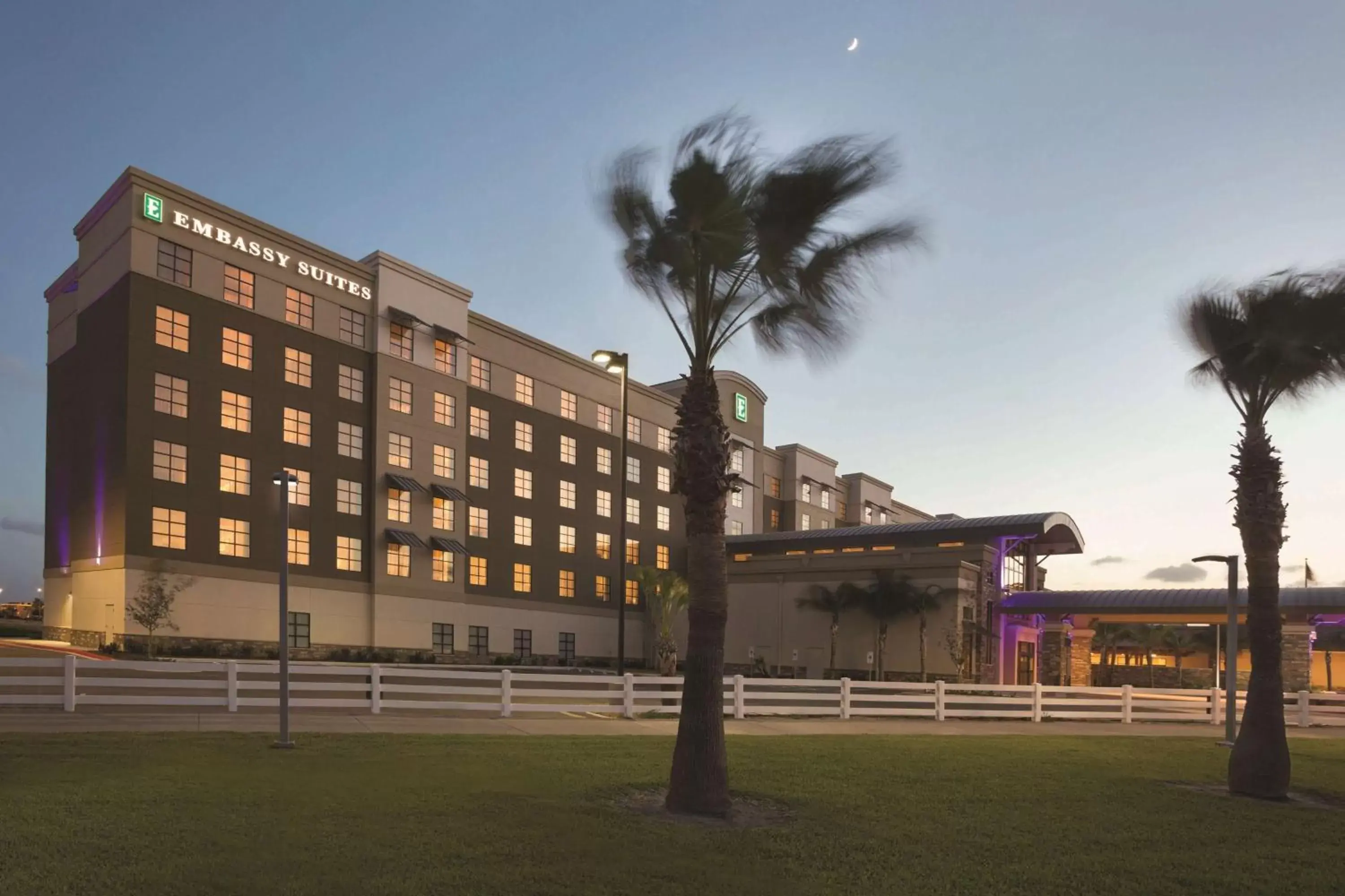 Property Building in Embassy Suites by Hilton McAllen Convention Center