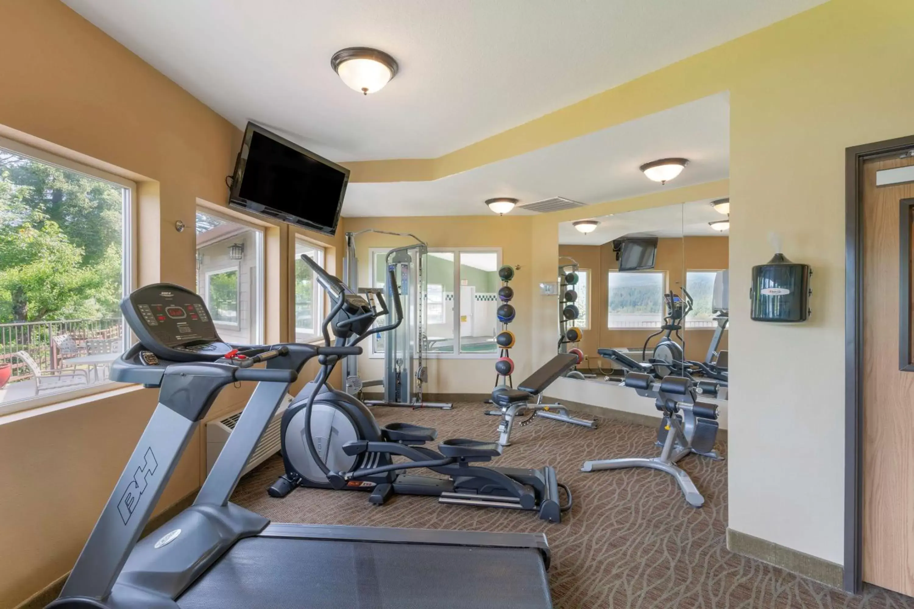 Spa and wellness centre/facilities, Fitness Center/Facilities in Best Western Plus Columbia River Inn