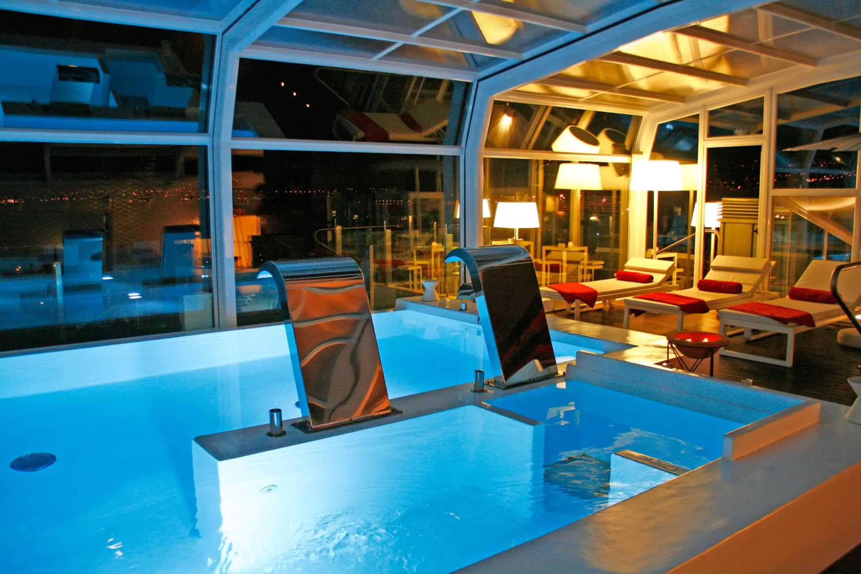 Facade/entrance, Swimming Pool in Gran Hotel Nagari Boutique & Spa