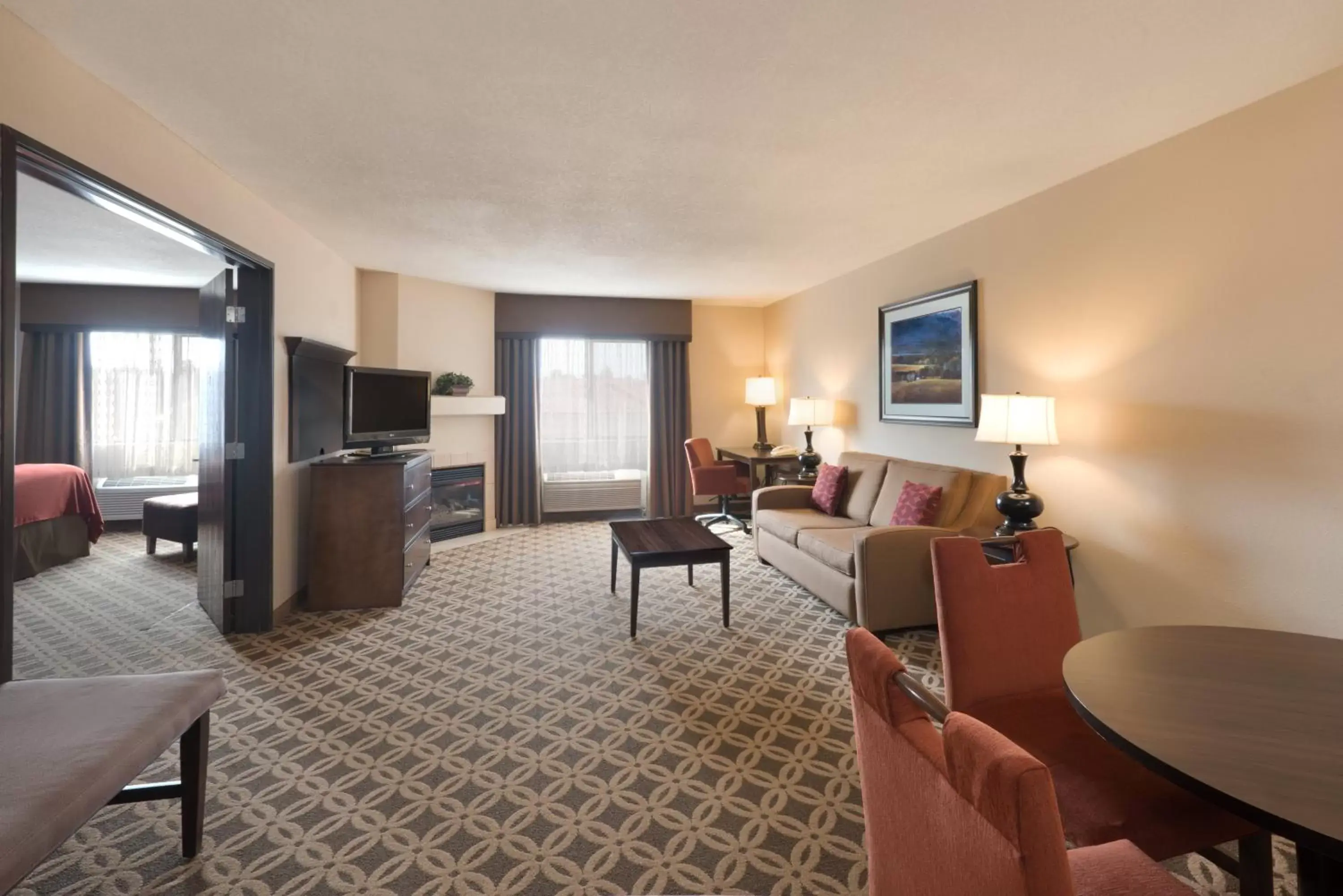 Photo of the whole room, Seating Area in Holiday Inn Express Show Low, an IHG Hotel