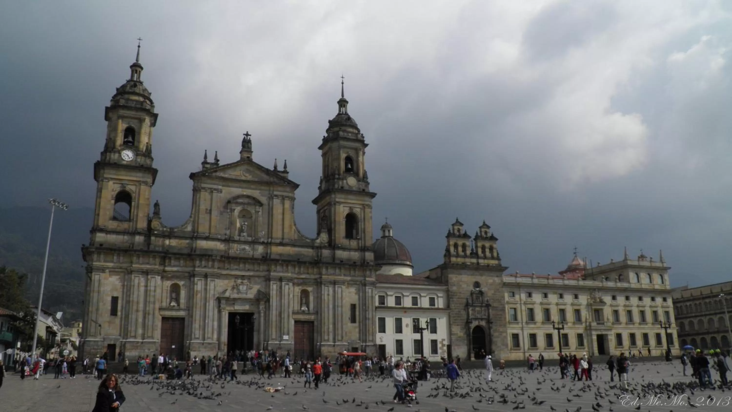 Entertainment in D'lujo