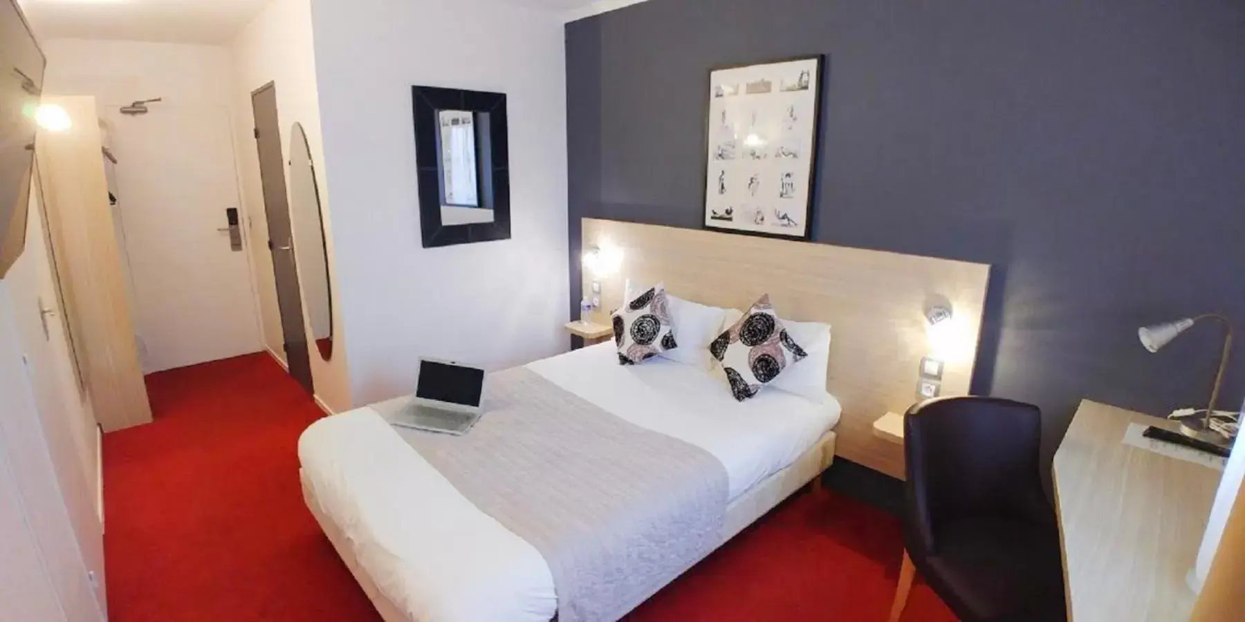 Bedroom, Bed in Hotel Altina