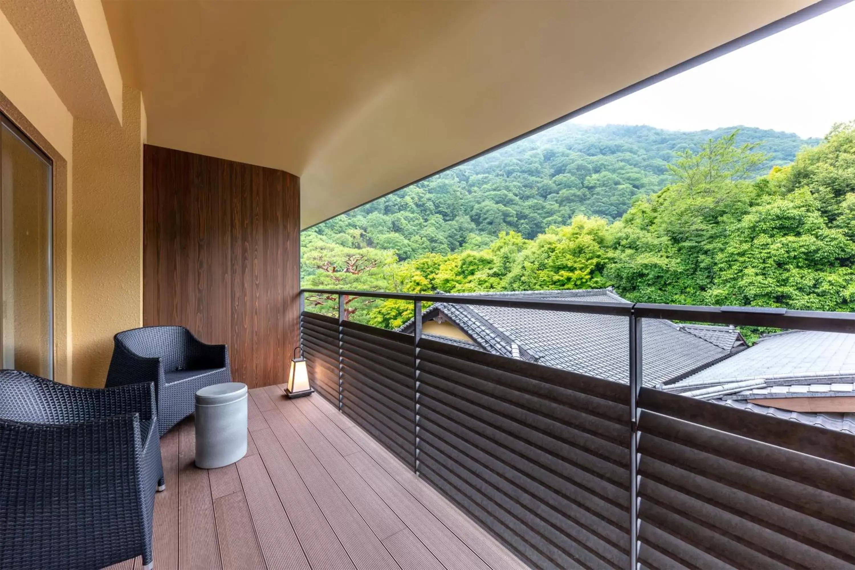 Photo of the whole room, Balcony/Terrace in Suiran, a Luxury Collection Hotel, Kyoto