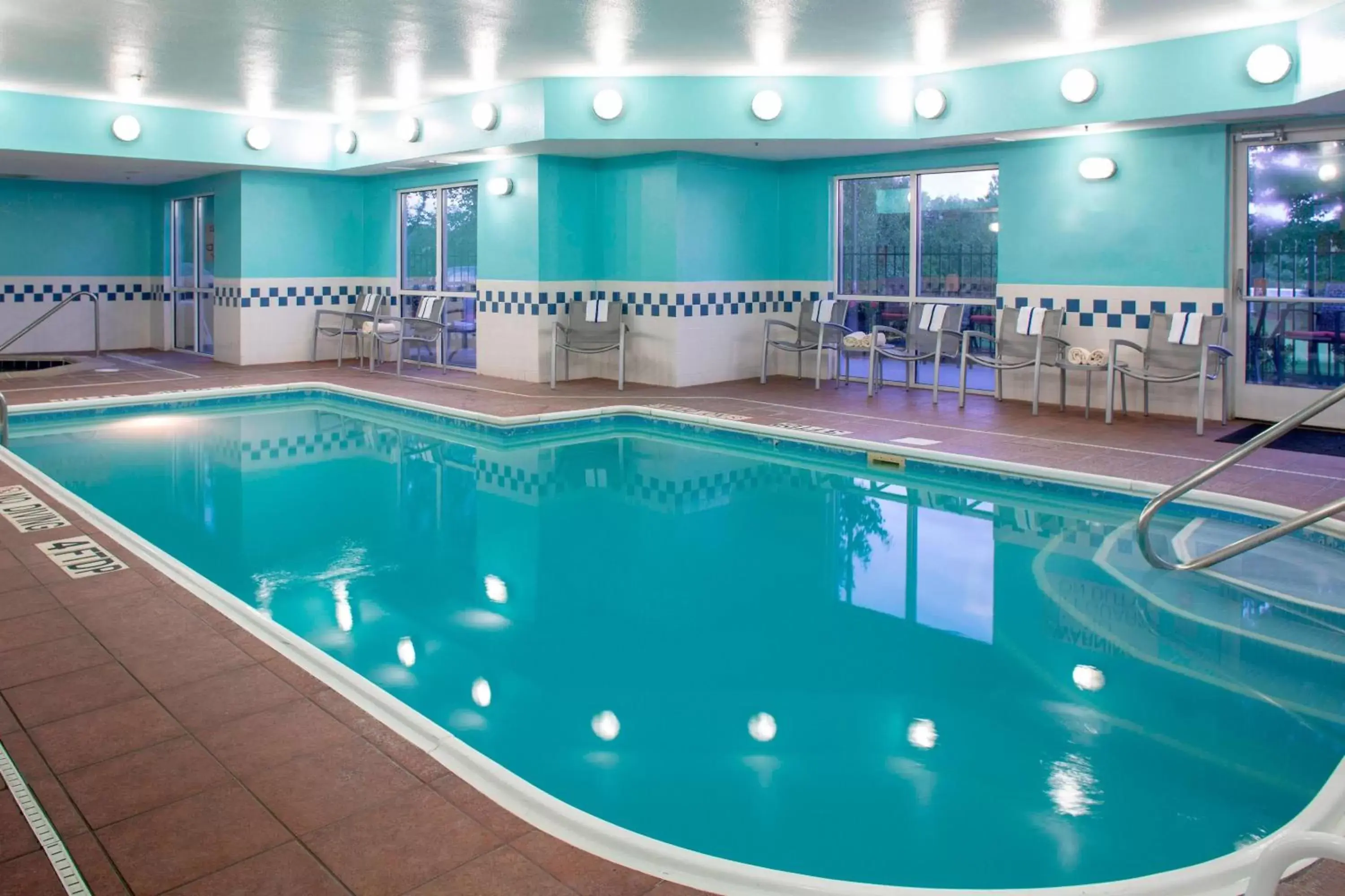 Swimming Pool in SpringHill Suites by Marriott Memphis East Galleria