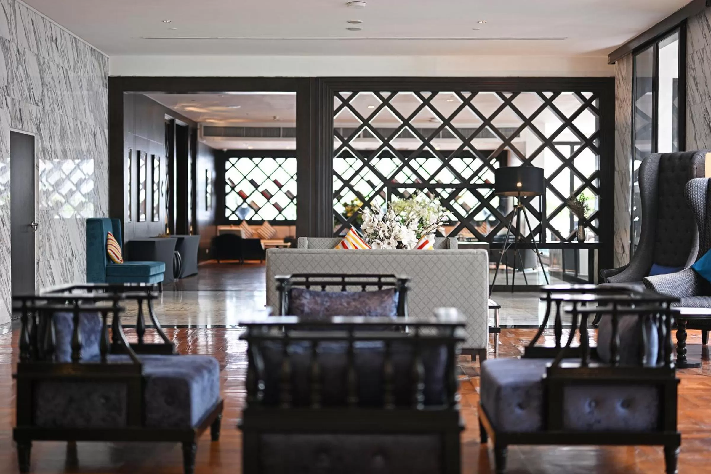 Lobby or reception in Mövenpick Hotel Sukhumvit 15 Bangkok