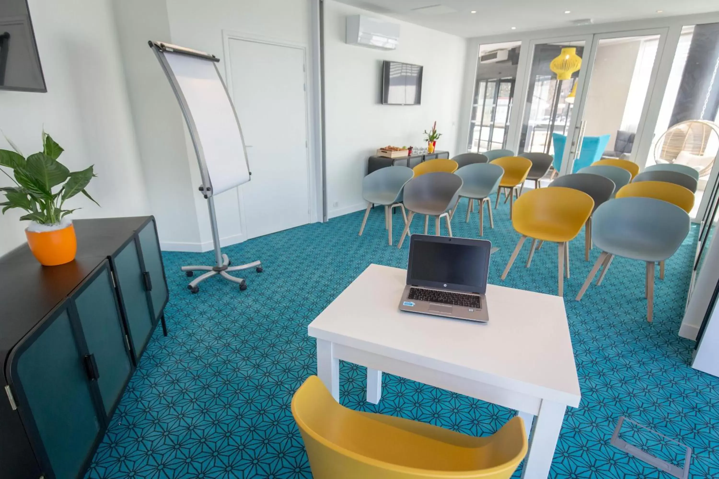Meeting/conference room in ibis Lyon Sud Vienne Saint-Louis