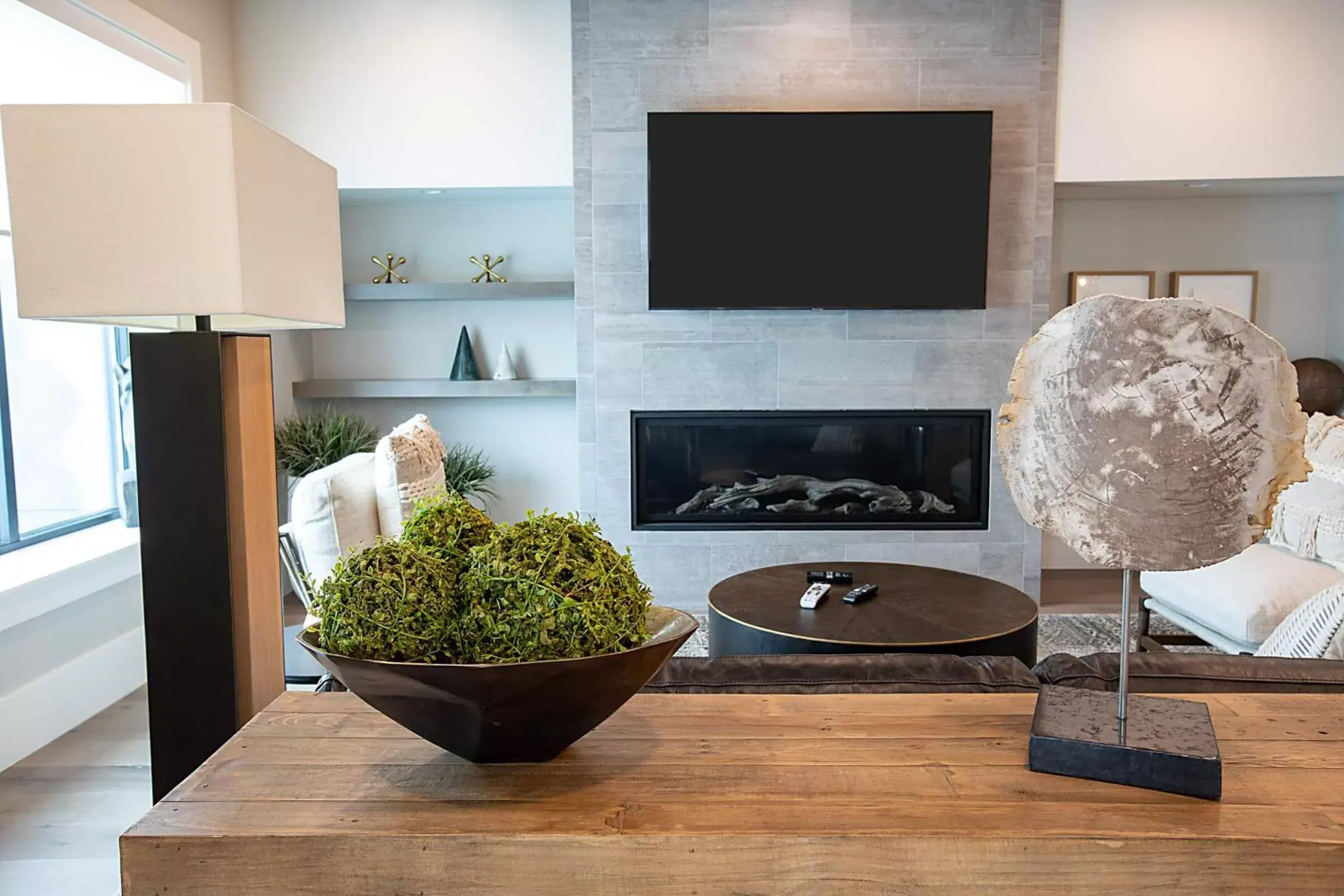 Living room, Kitchen/Kitchenette in Black Rock Mountain Resort