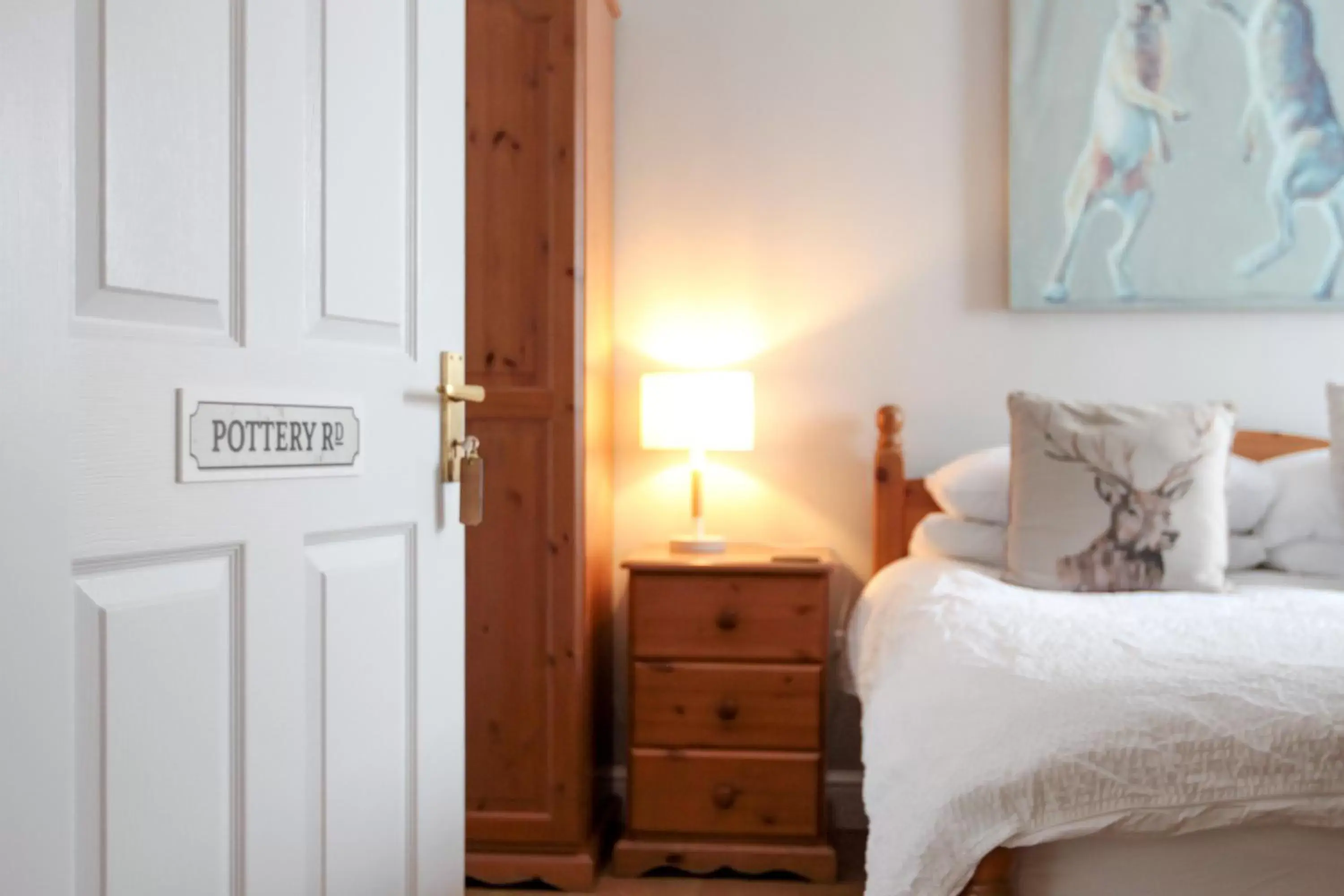 Bedroom, Bed in The Five Dials Inn