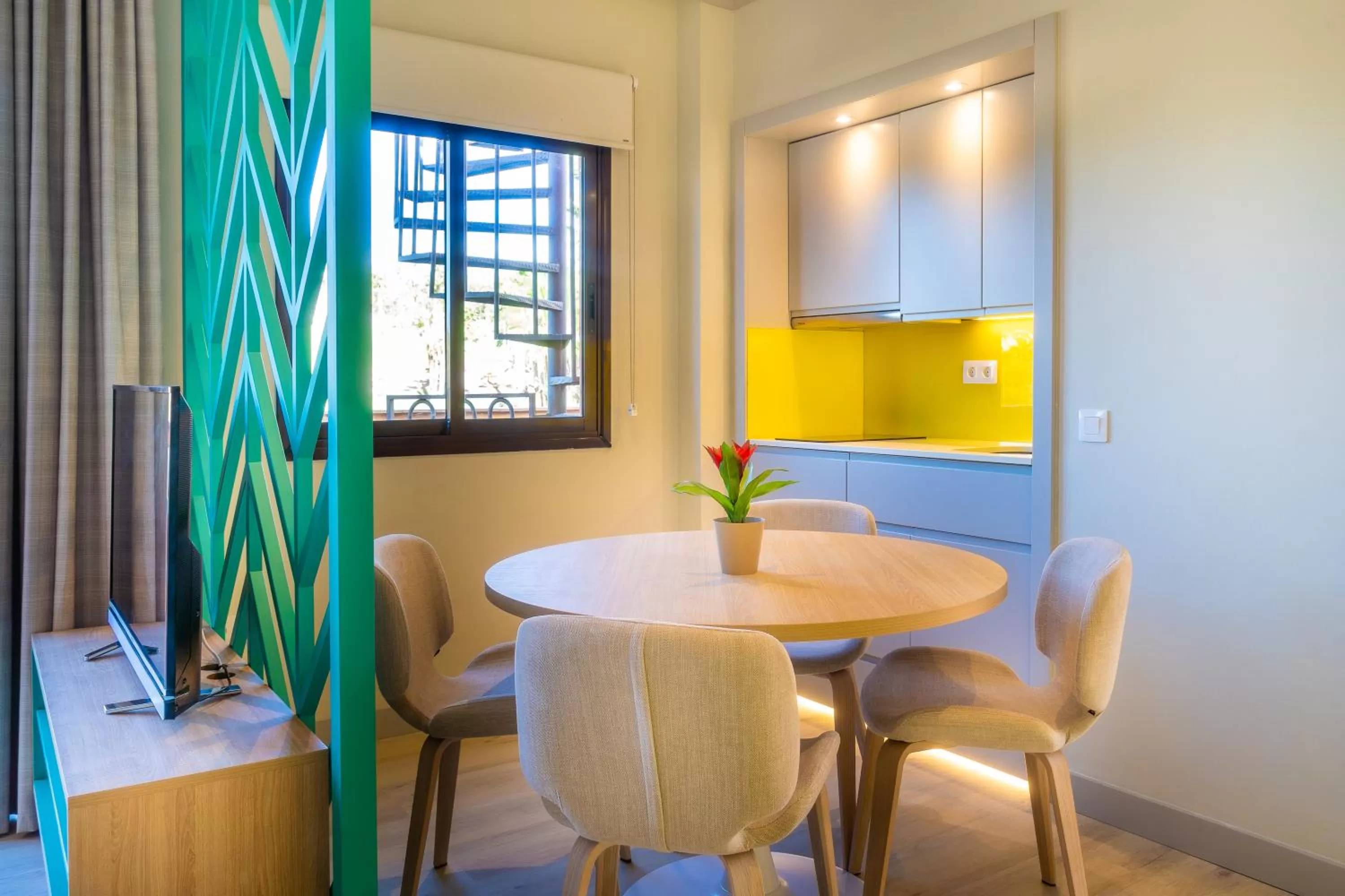 Dining area in Villa Mandi Golf Resort