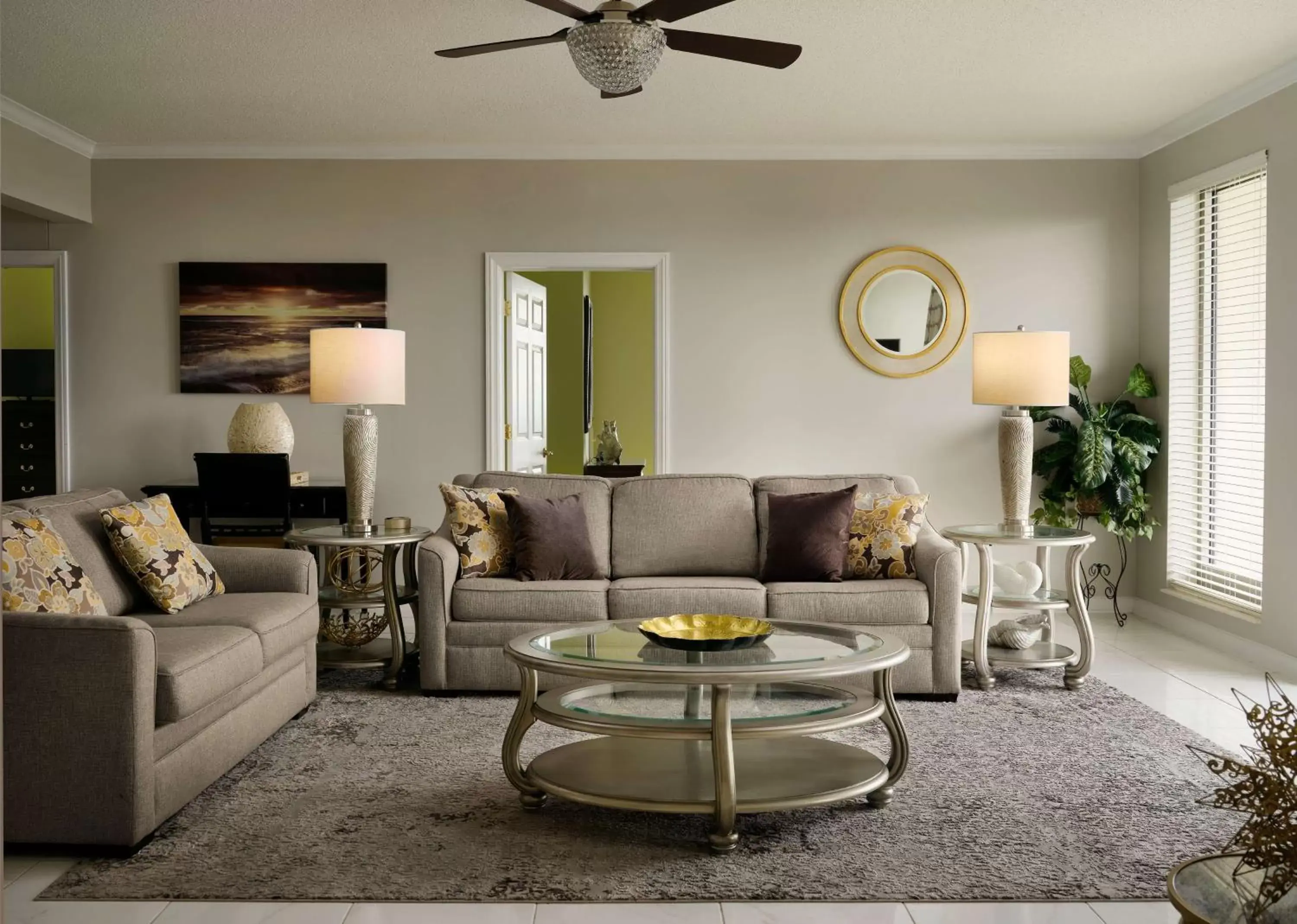 Living room, Seating Area in Kingston Plantation Condos