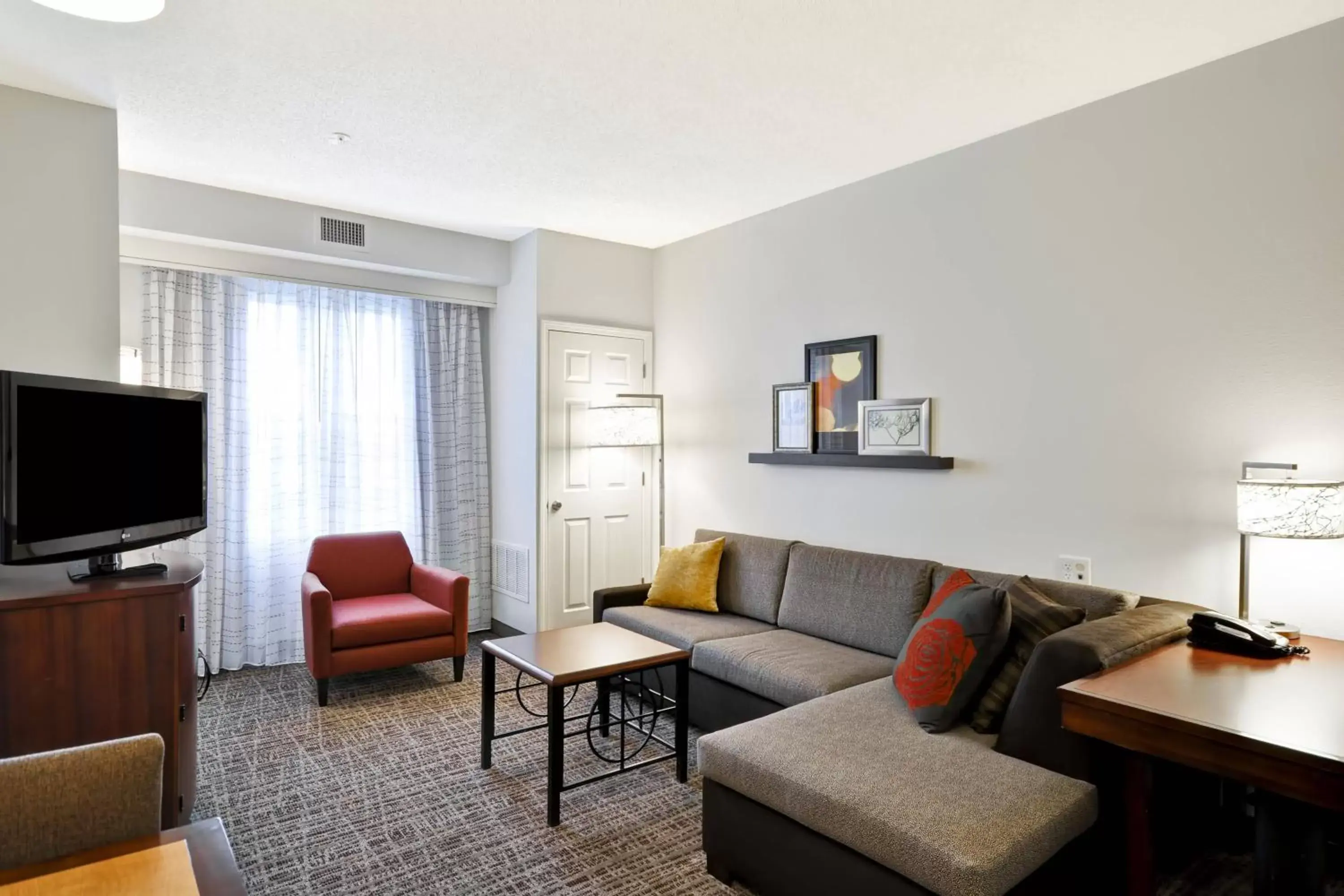 Bedroom, Seating Area in Residence Inn Saint Louis O'Fallon