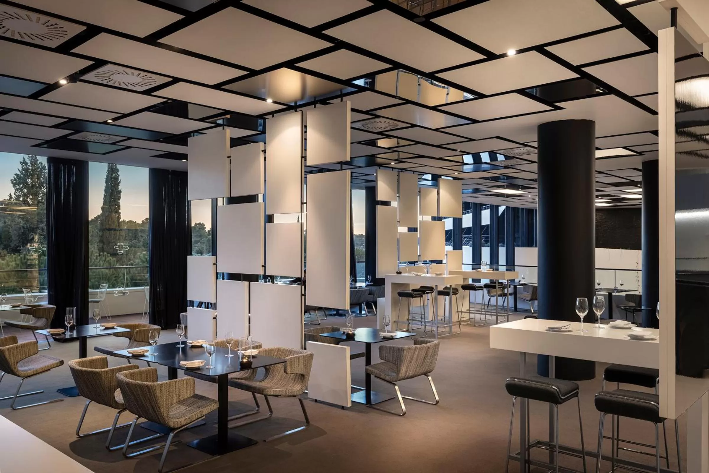 Restaurant/places to eat in Lone Hotel by Maistra Collection