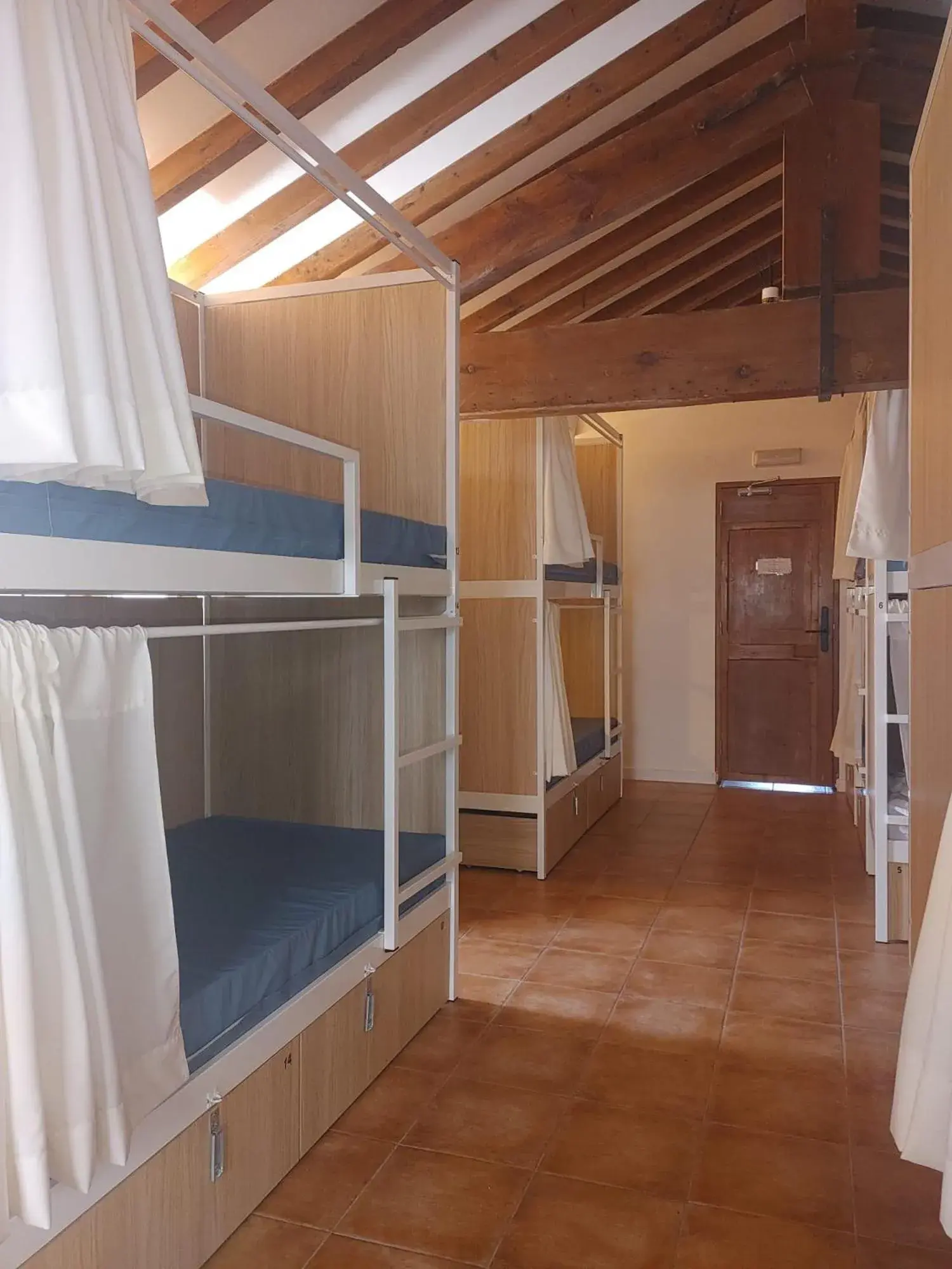 Bedroom, Bunk Bed in Urban Hostel Palma - Albergue Juvenil - Youth Hostel
