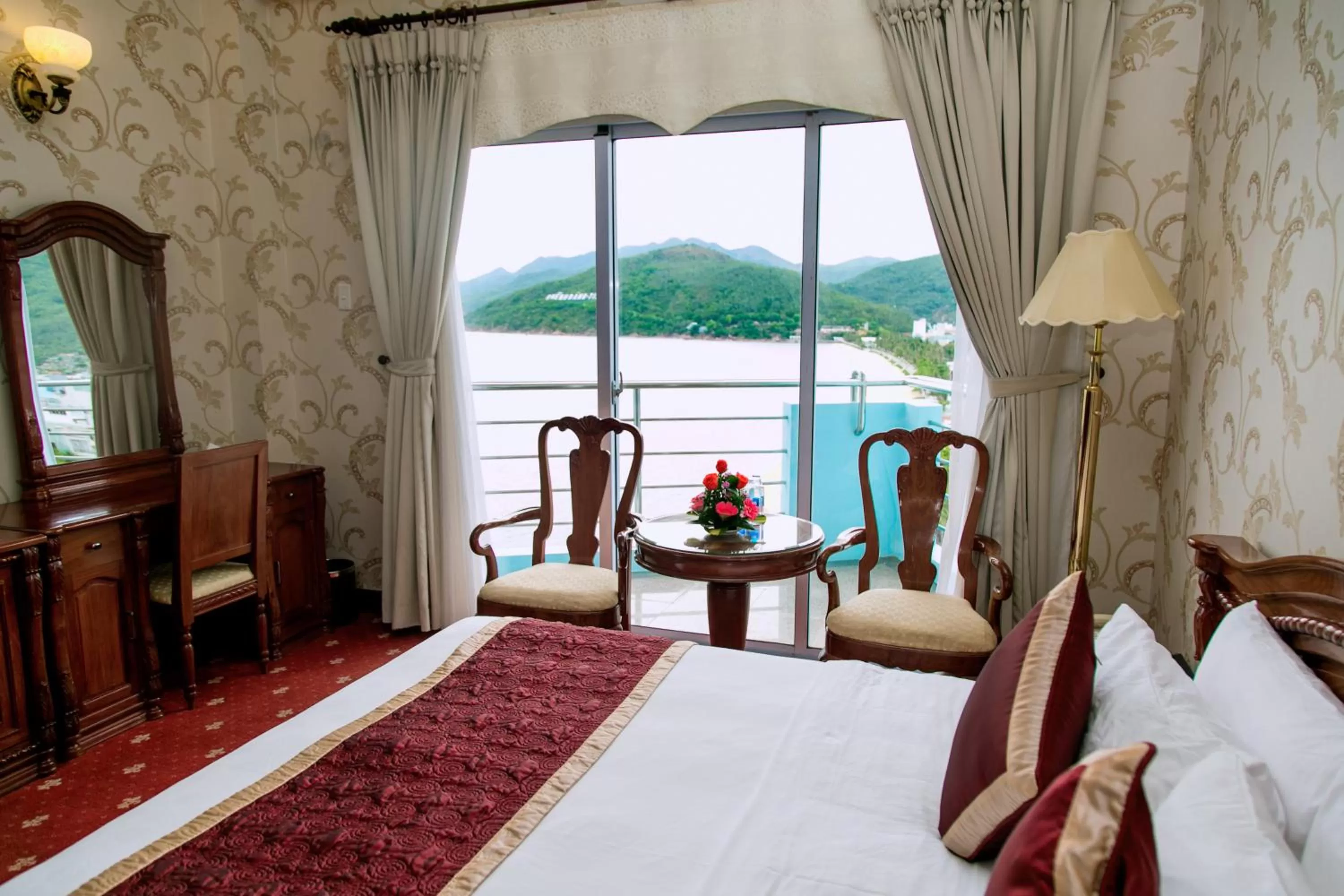 Bed in Seagull Hotel