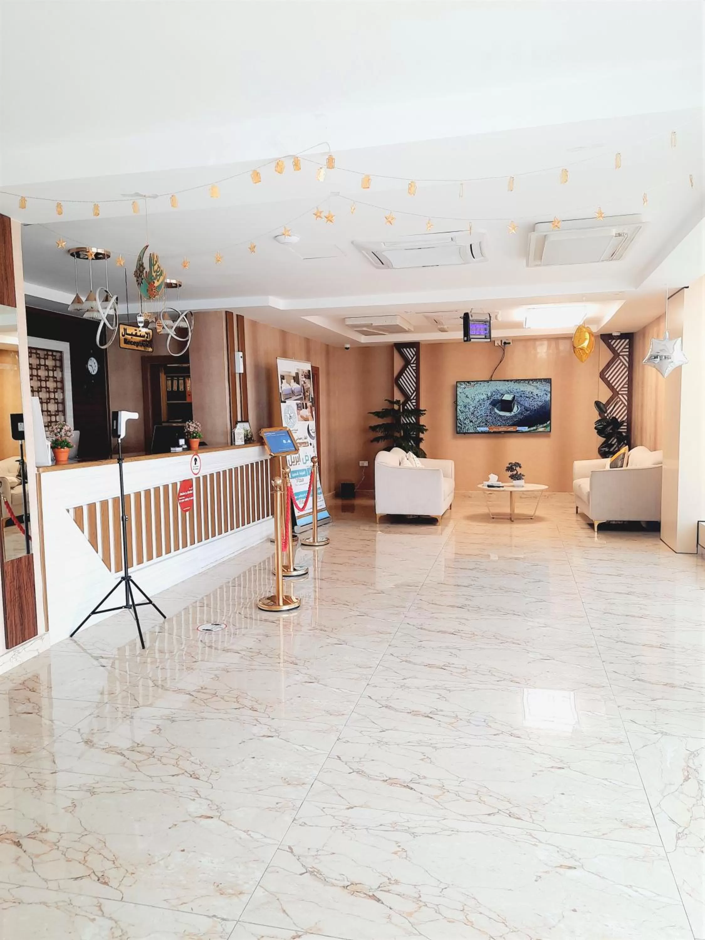 Lobby or reception in Diamond Star Hotel فندق النجمة الماسية