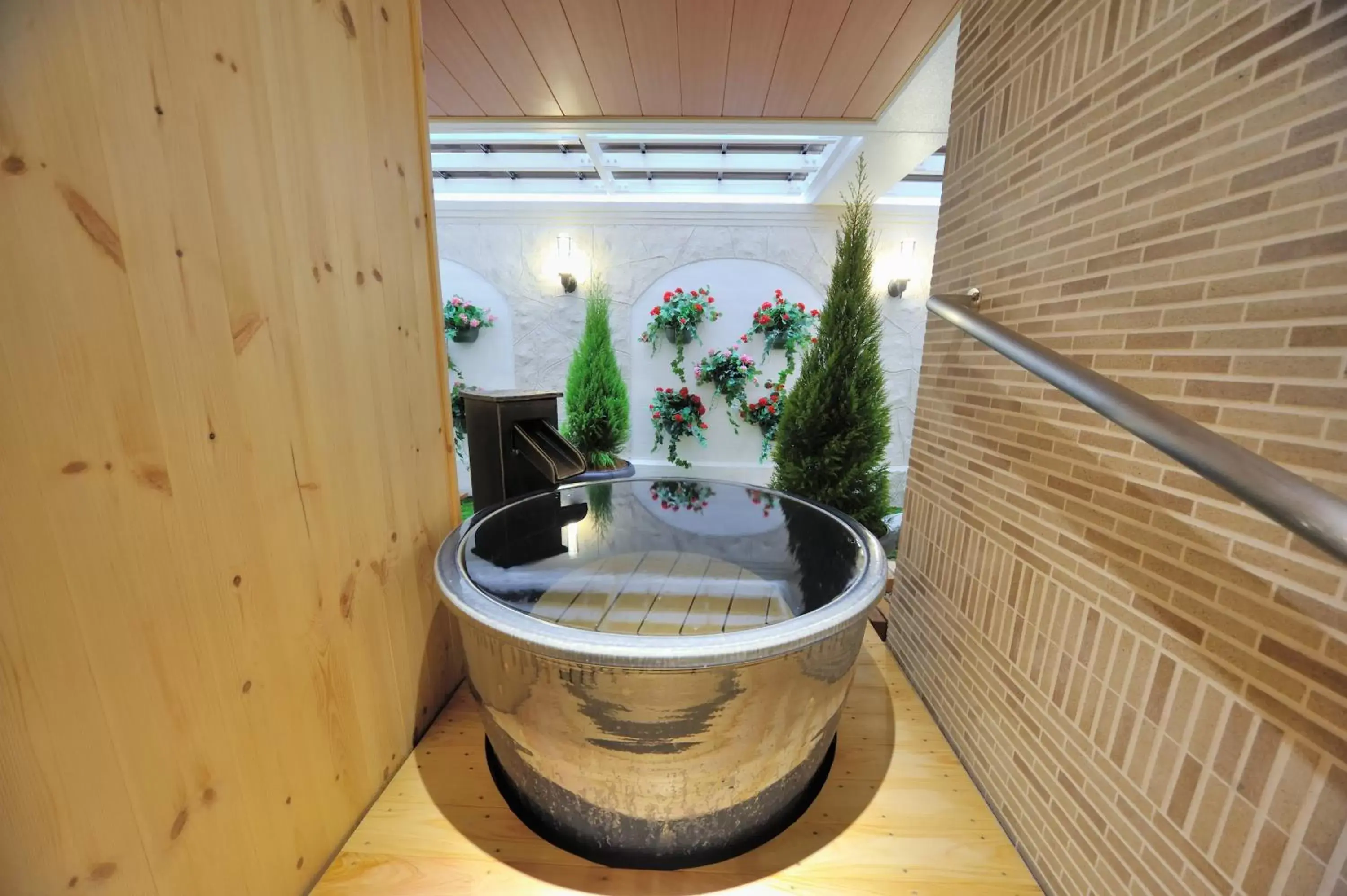 Public Bath, Spa/Wellness in Tennen Onsen Taho-no-Yu Dormy Inn Niigata