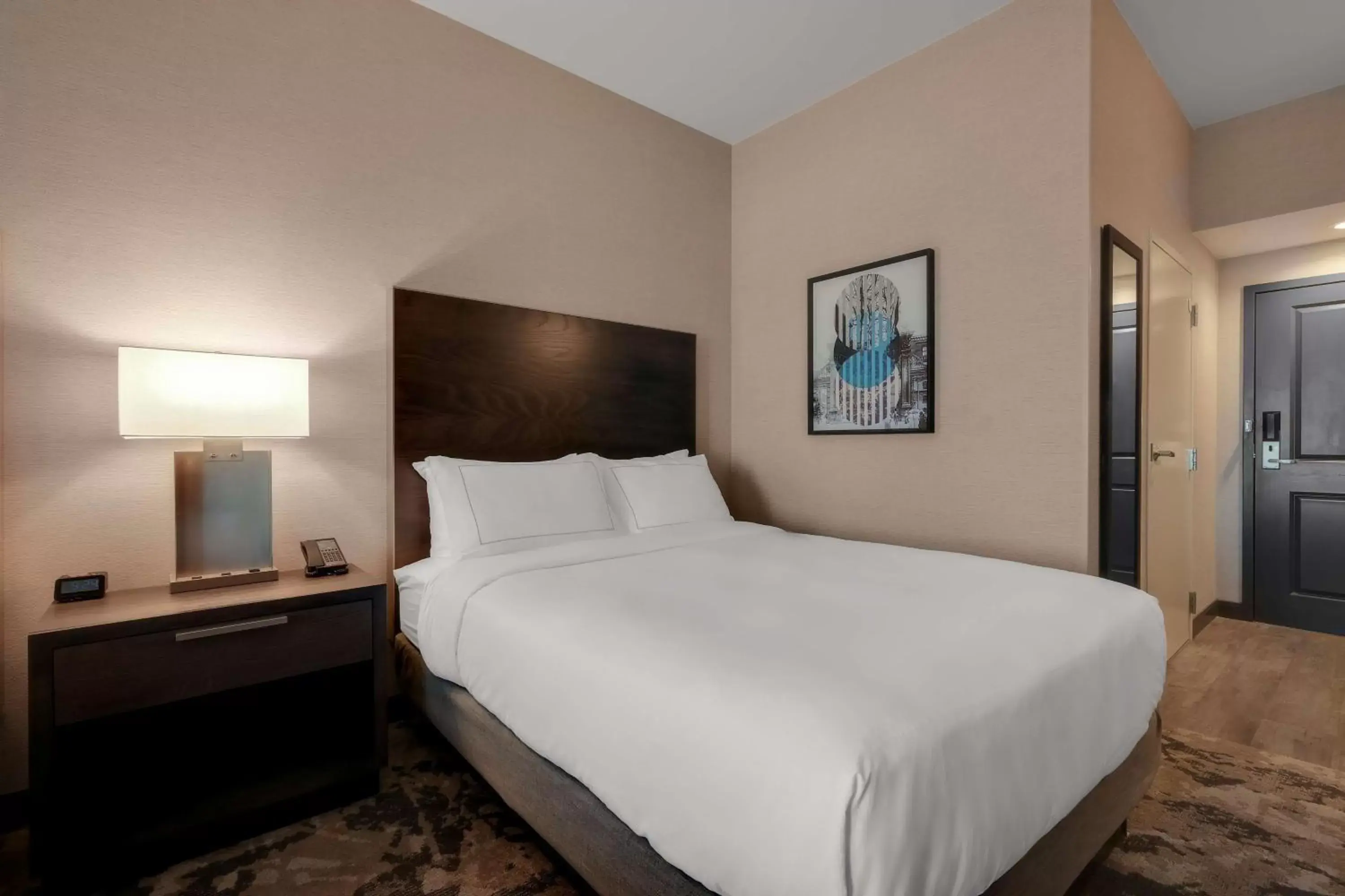 Bed in DoubleTree by Hilton Denver International Airport, CO