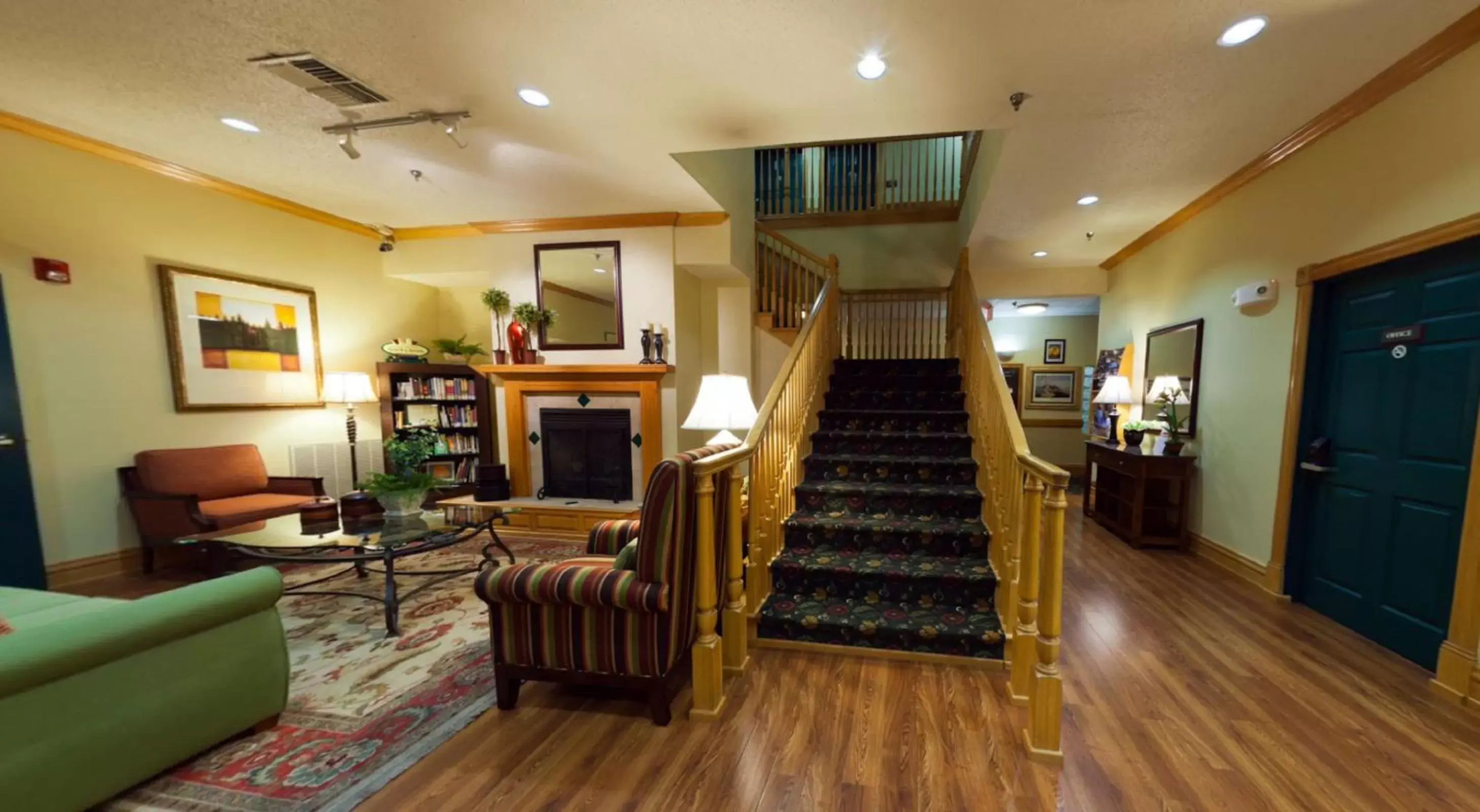 Lobby or reception, Lobby/Reception in Country Inn & Suites by Radisson, Salina, KS