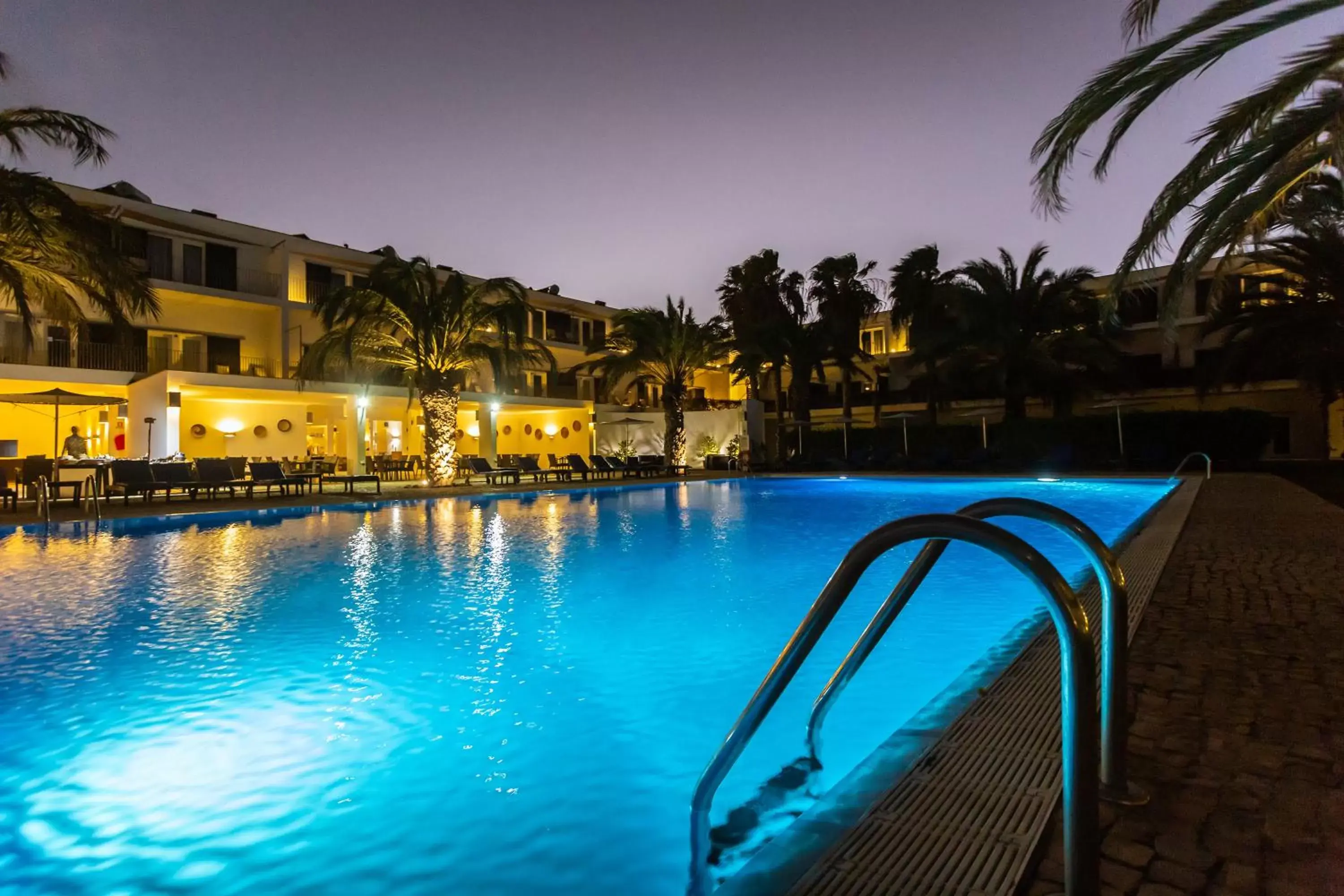 Swimming Pool in Hotel Dunas de Sal