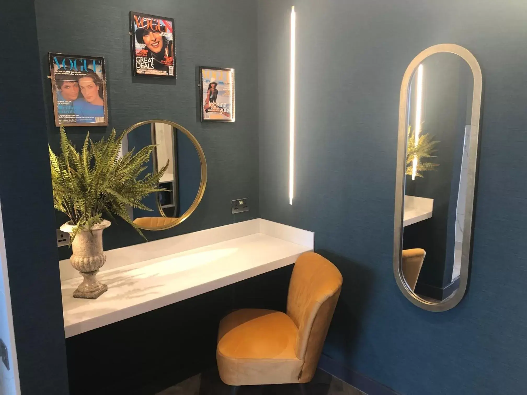 Bedroom in Waterfront Southport Hotel Bedroom in Waterfront Southport Hotel