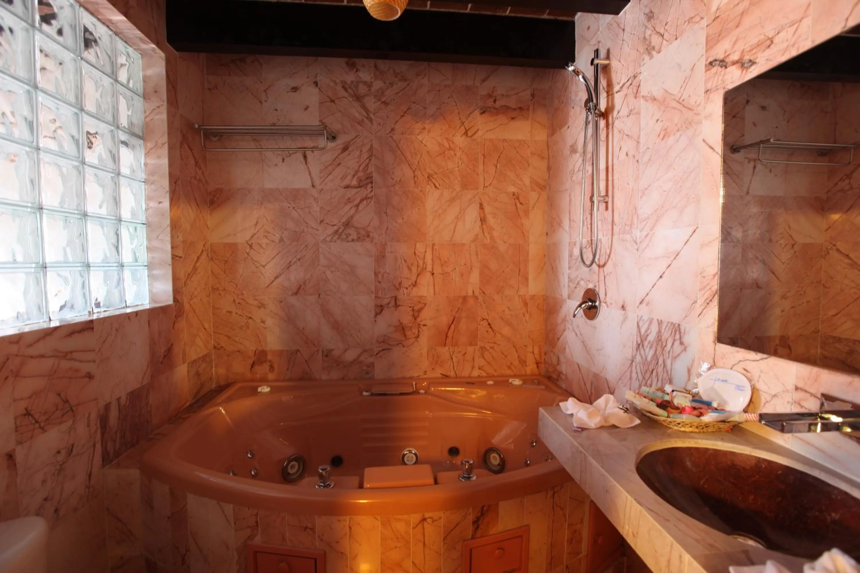 Bathroom in La Capilla Hotel Boutique