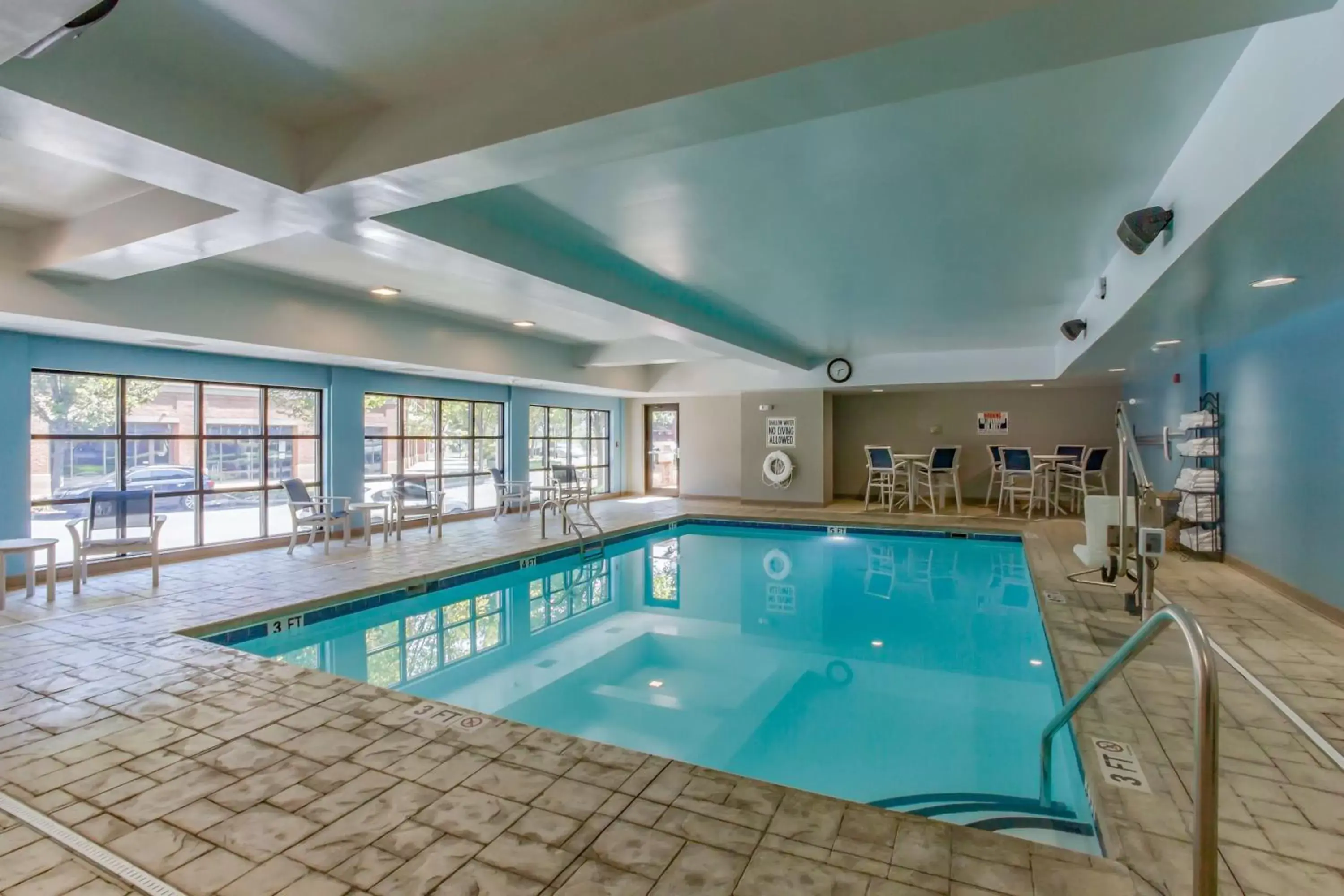 Pool view, Swimming Pool in Homewood Suites by Hilton Davidson