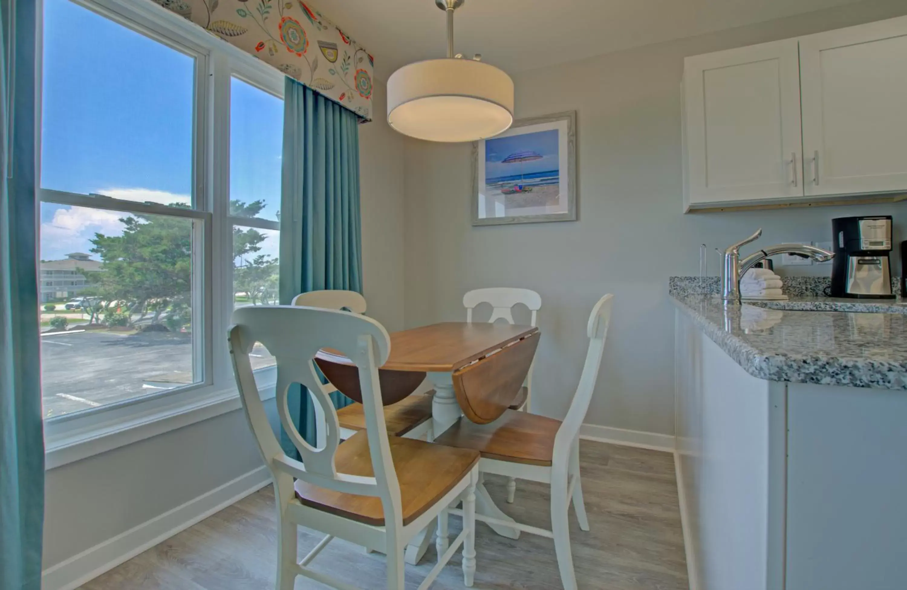 Dining Area in Atlantic Beach Resort, a Ramada by Wyndham