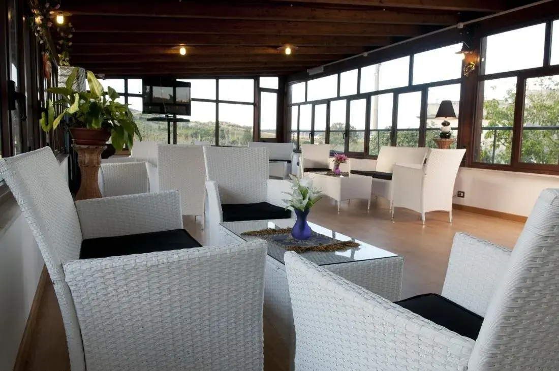 Communal lounge/ TV room in Terme Gorga Hotel