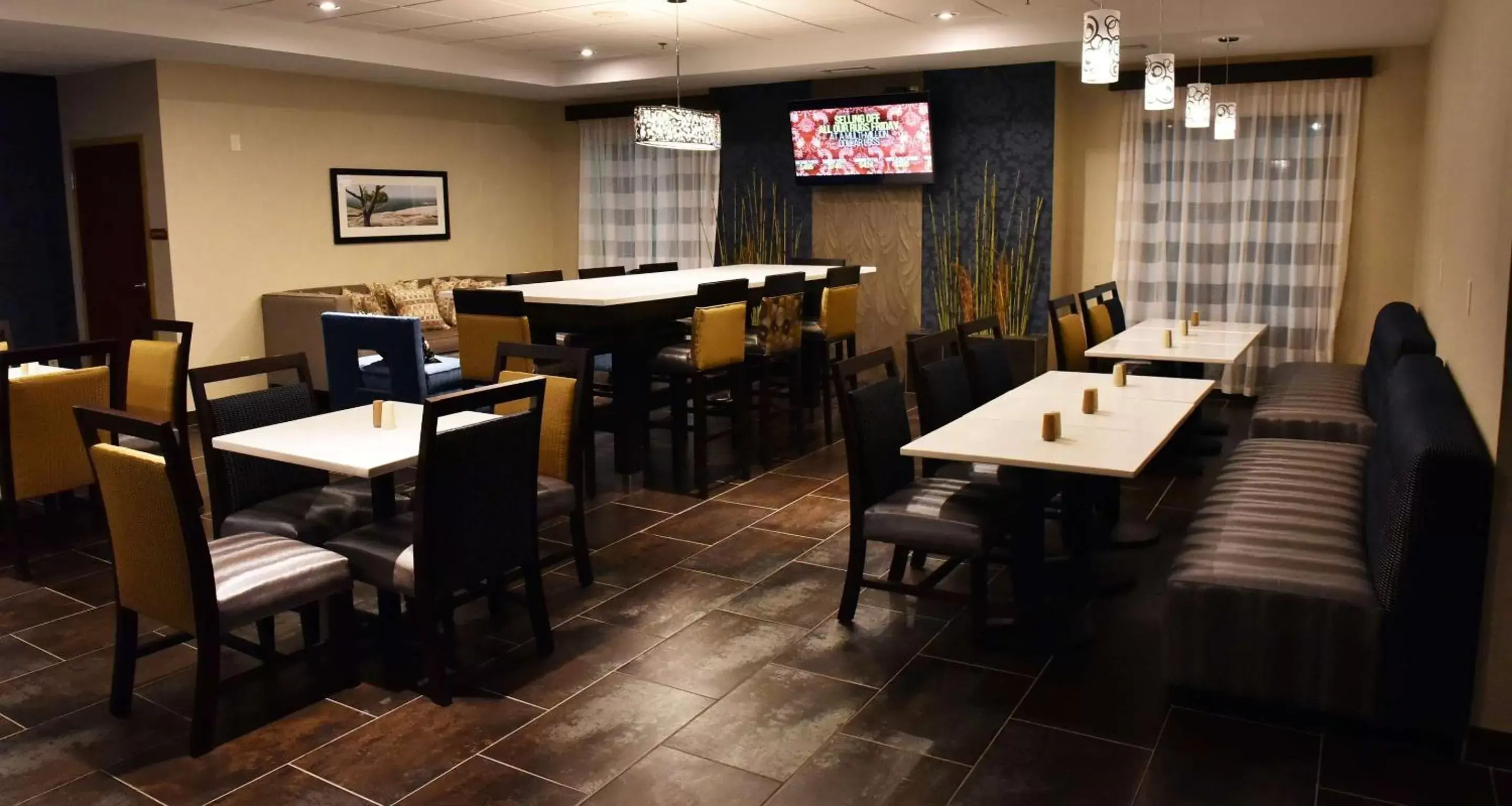 Dining area, Restaurant/Places to Eat in Best Western Plus Fairburn Atlanta Southwest