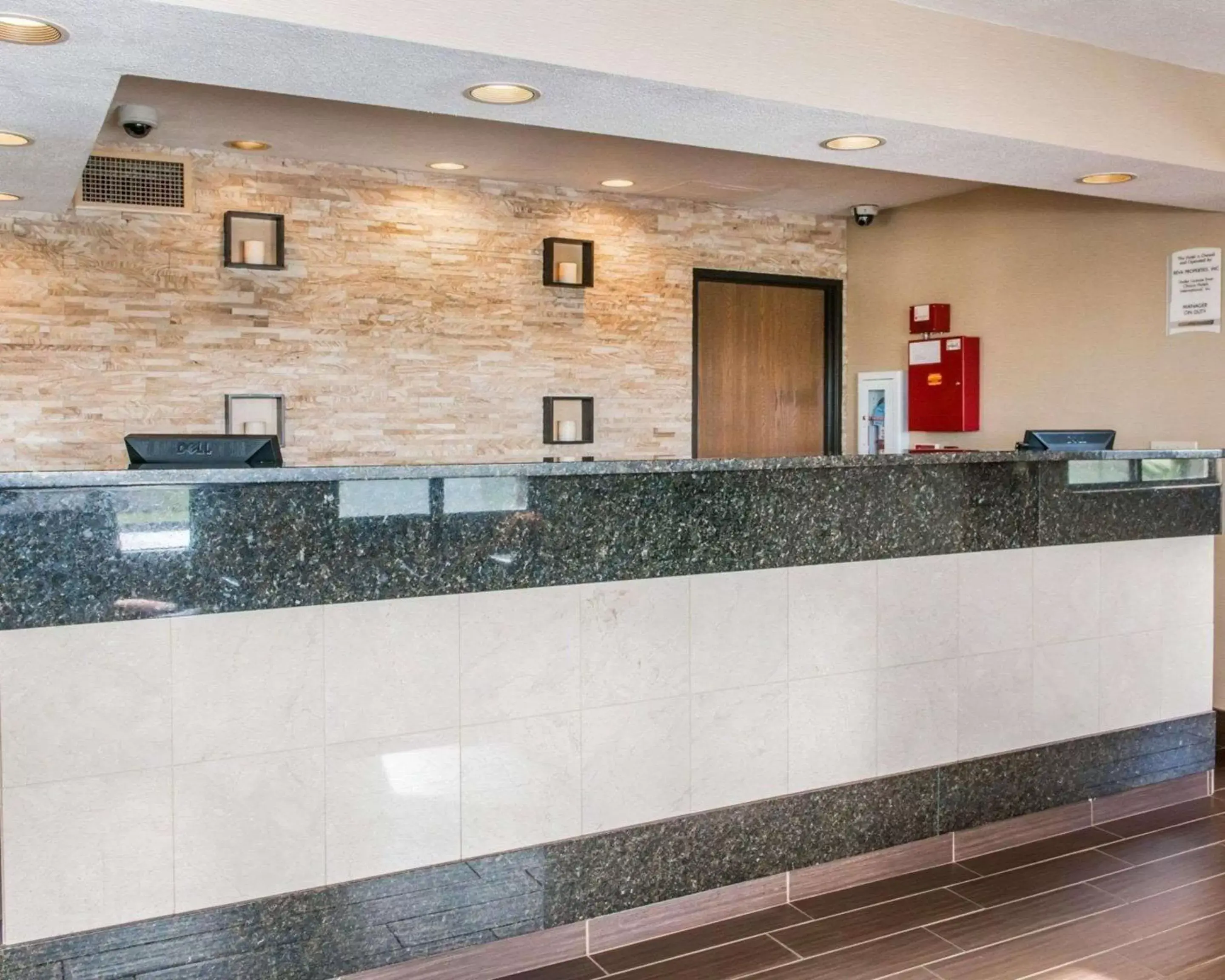 Lobby or reception in Quality Inn Effingham