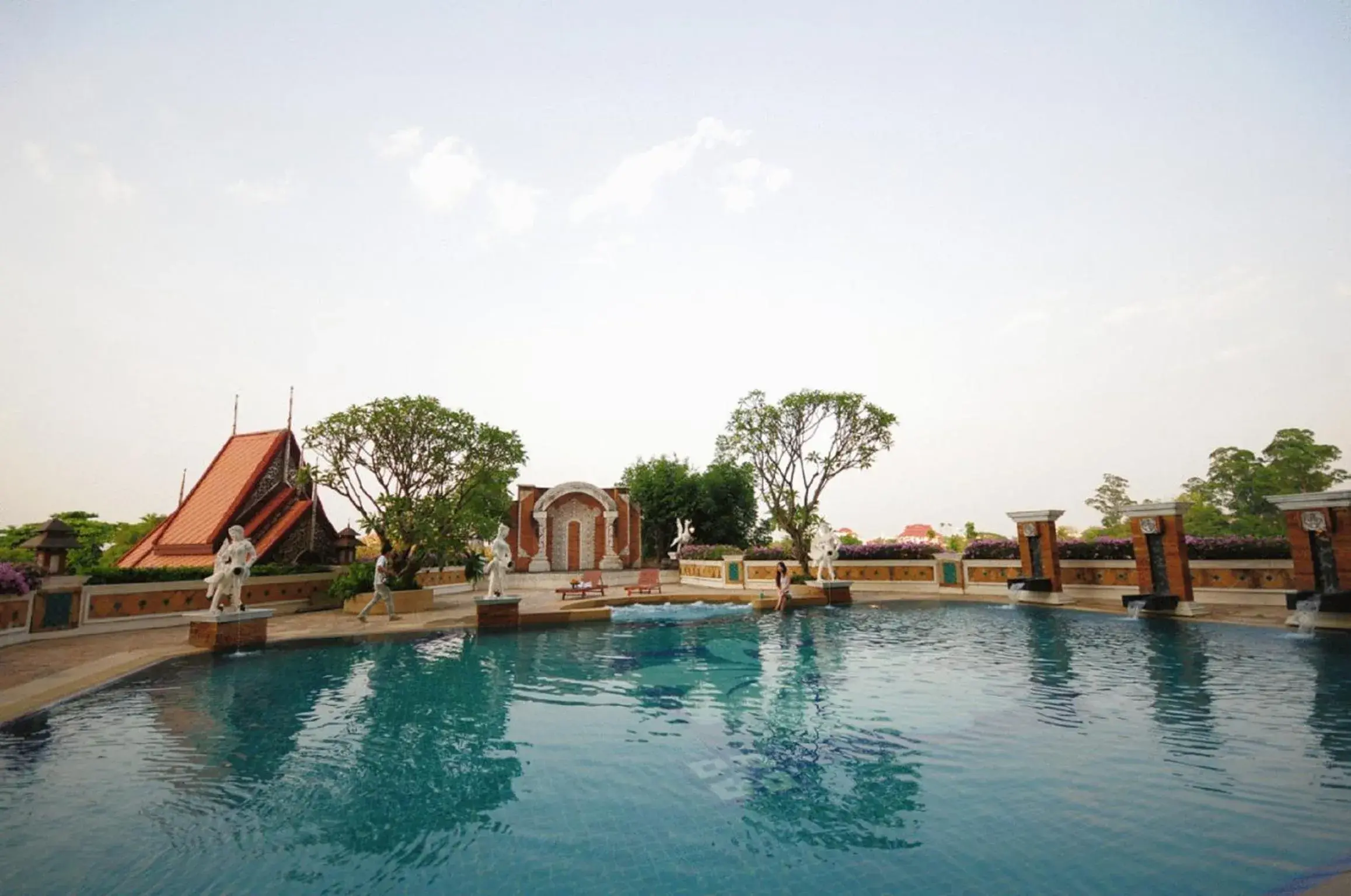 Swimming Pool in Furama Chiang Mai