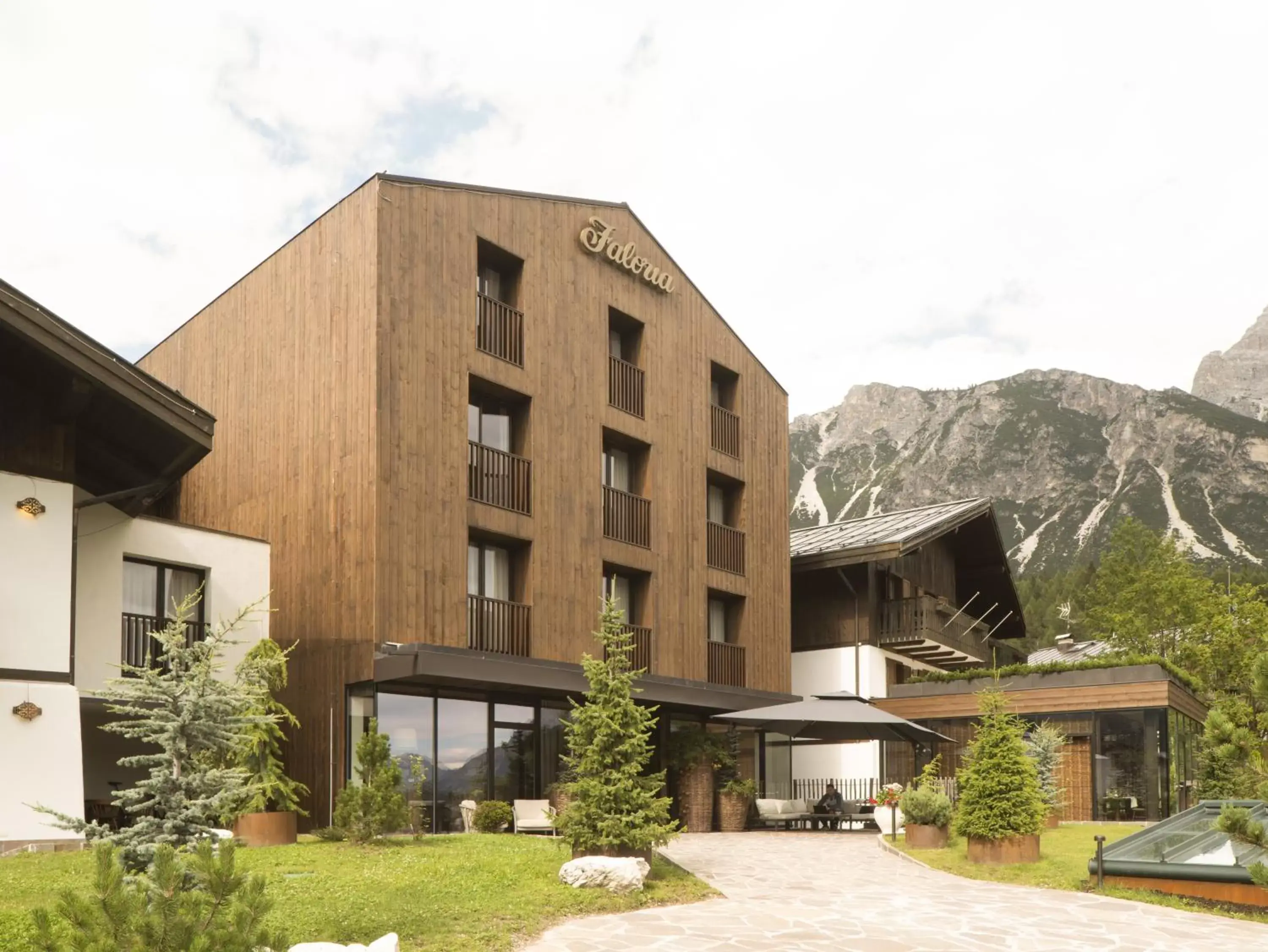 Property Building in Faloria Mountain Spa Resort